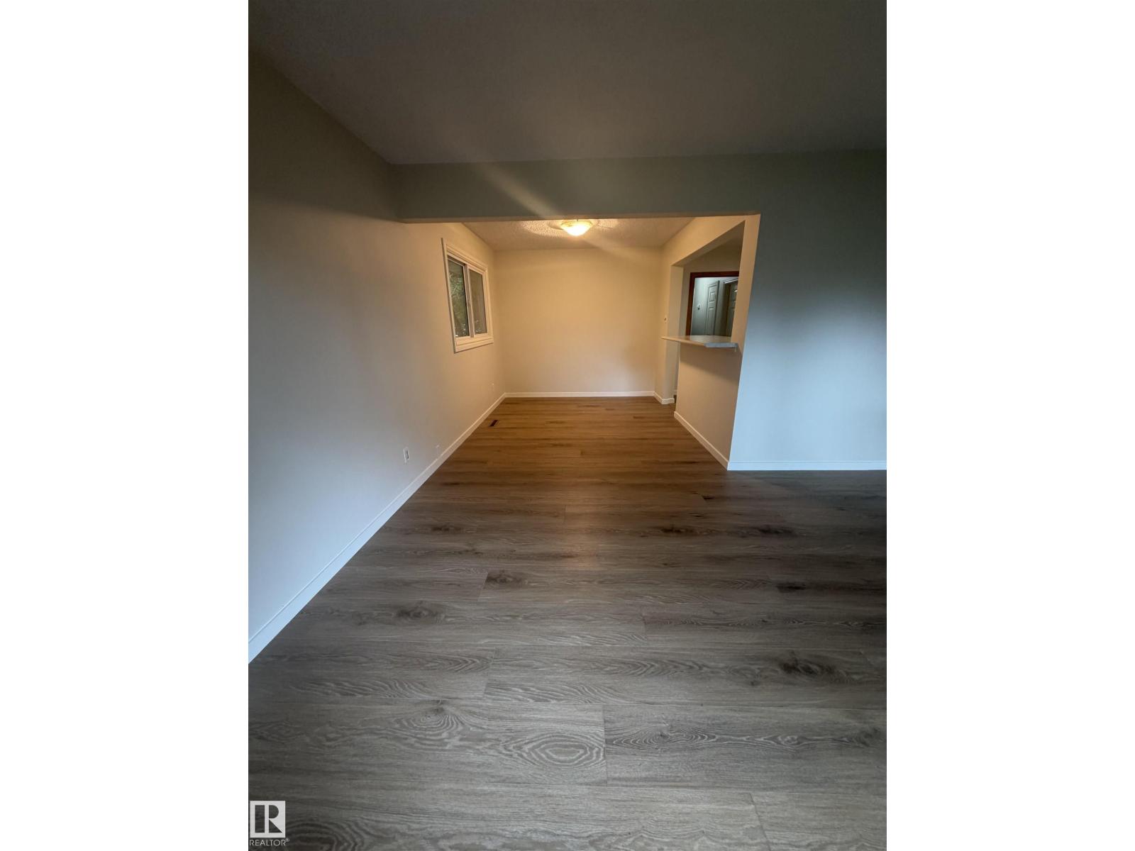9640 74 AV NW - photo 3