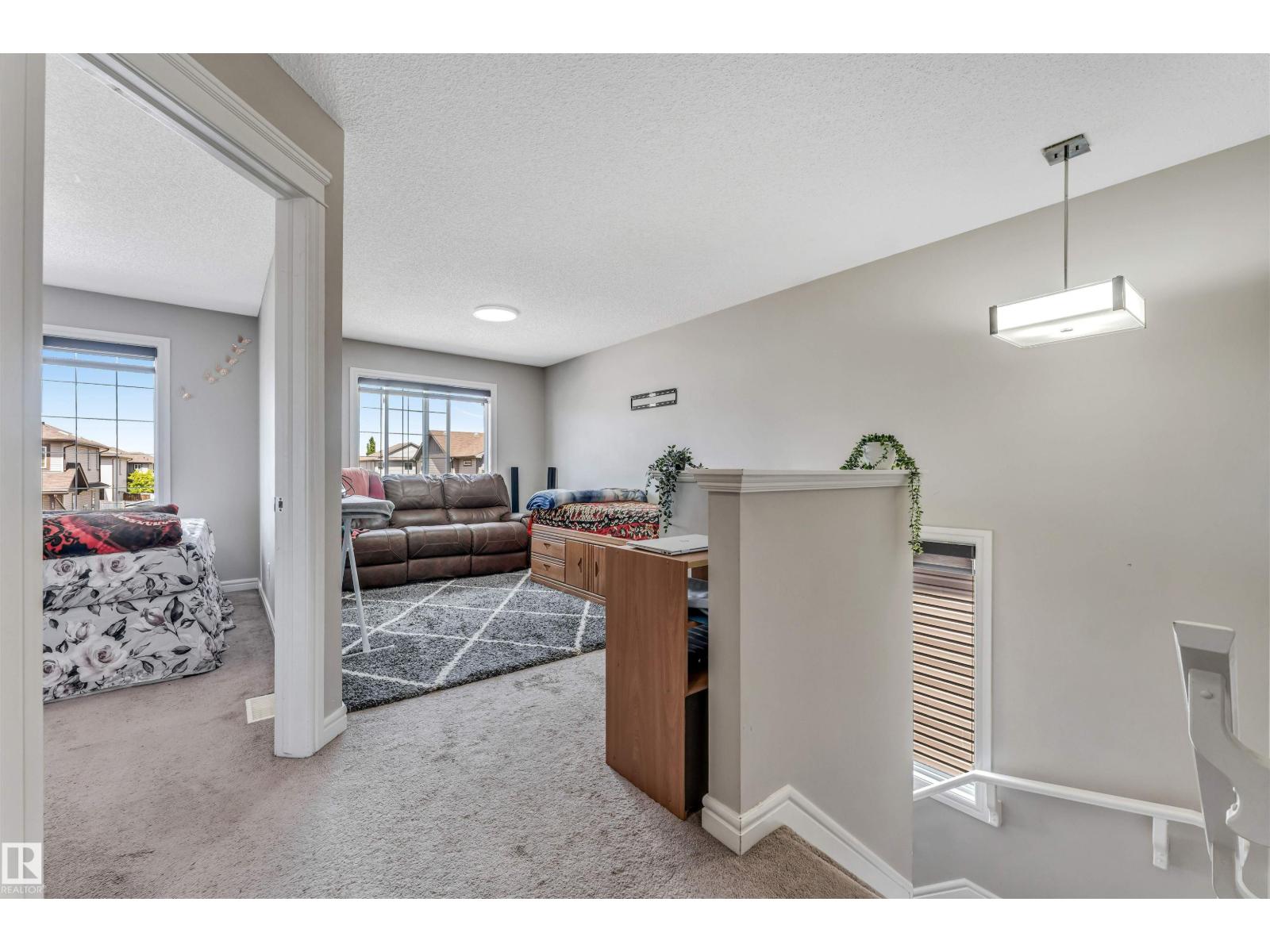 2903 16 Ave NW - 22