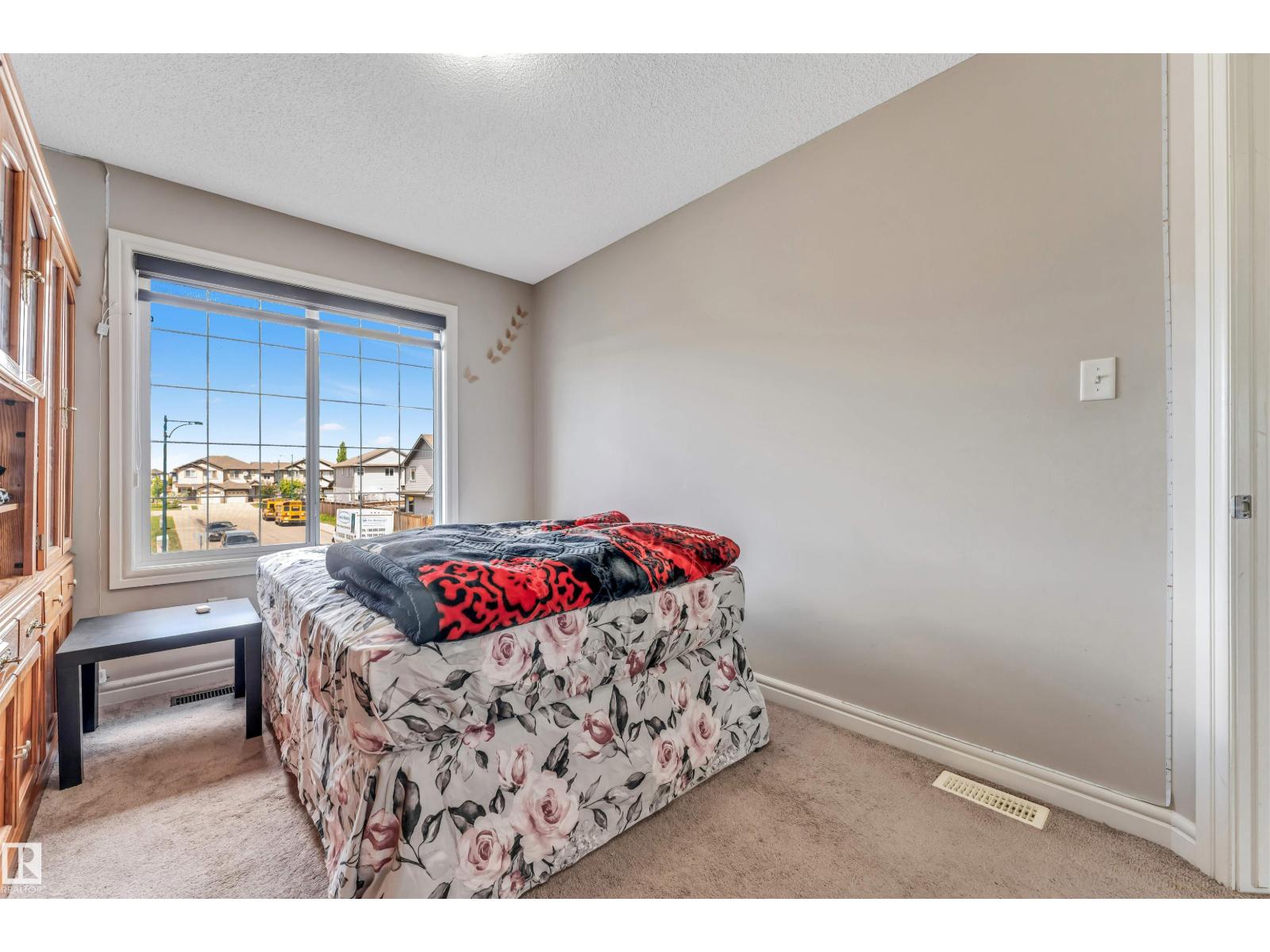 2903 16 Ave NW - 27