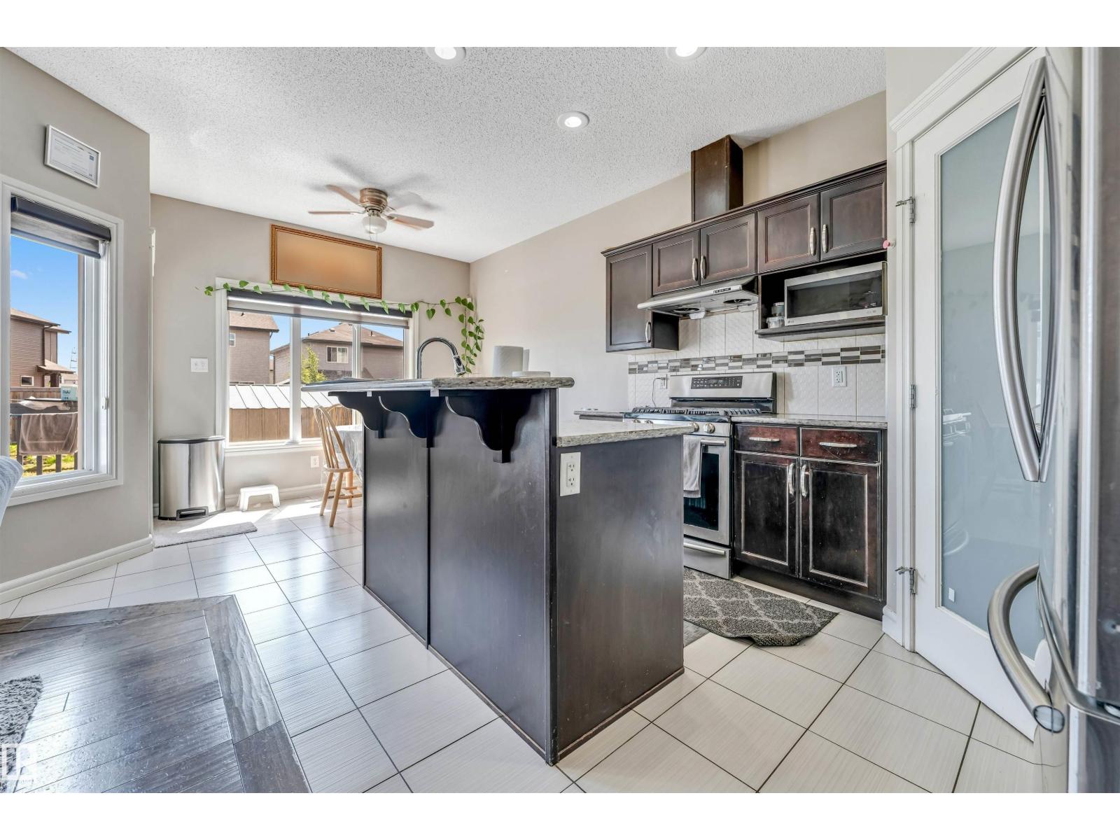 2903 16 Ave NW — photo 7