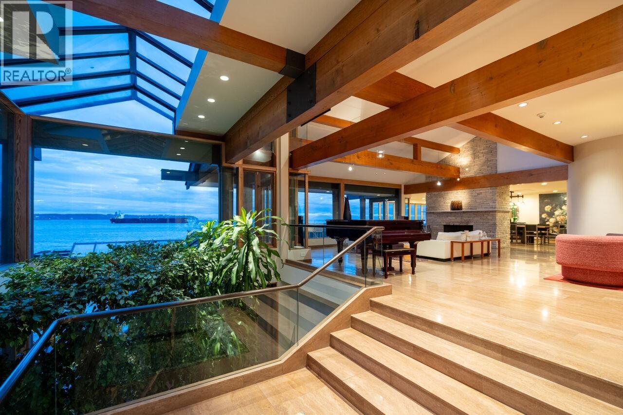4036 MARINE DRIVE, West Vancouver