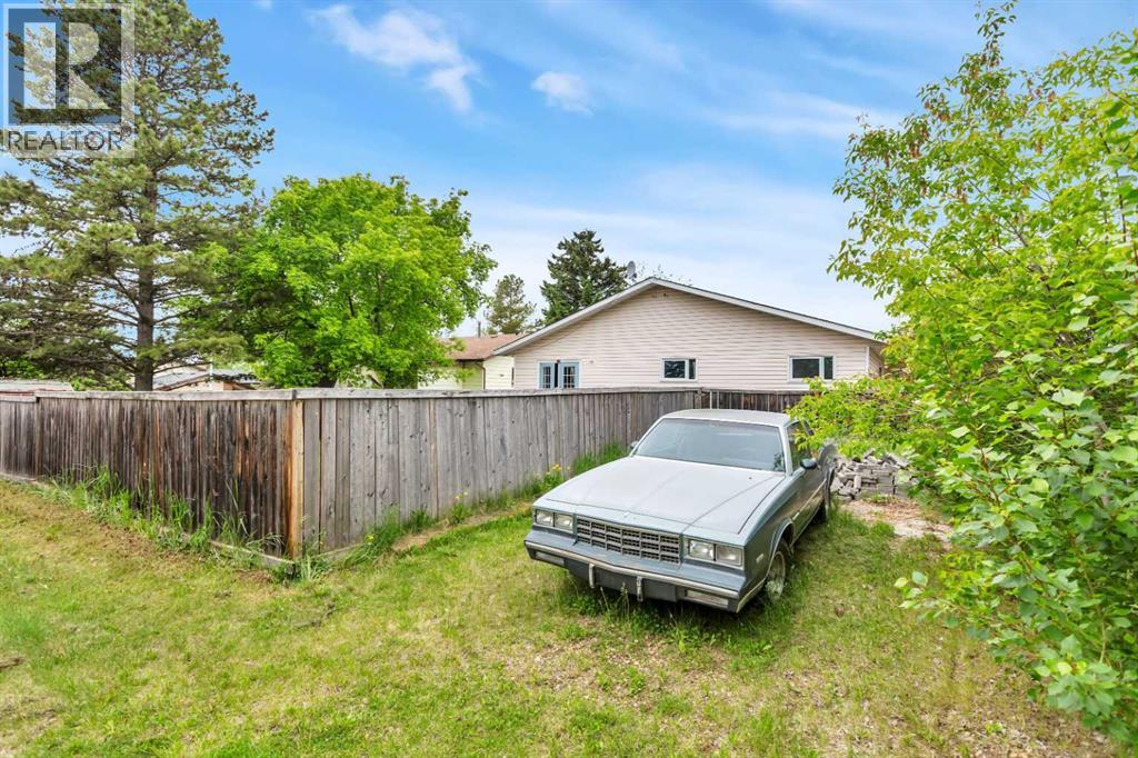 4605 53 Street — photo 48