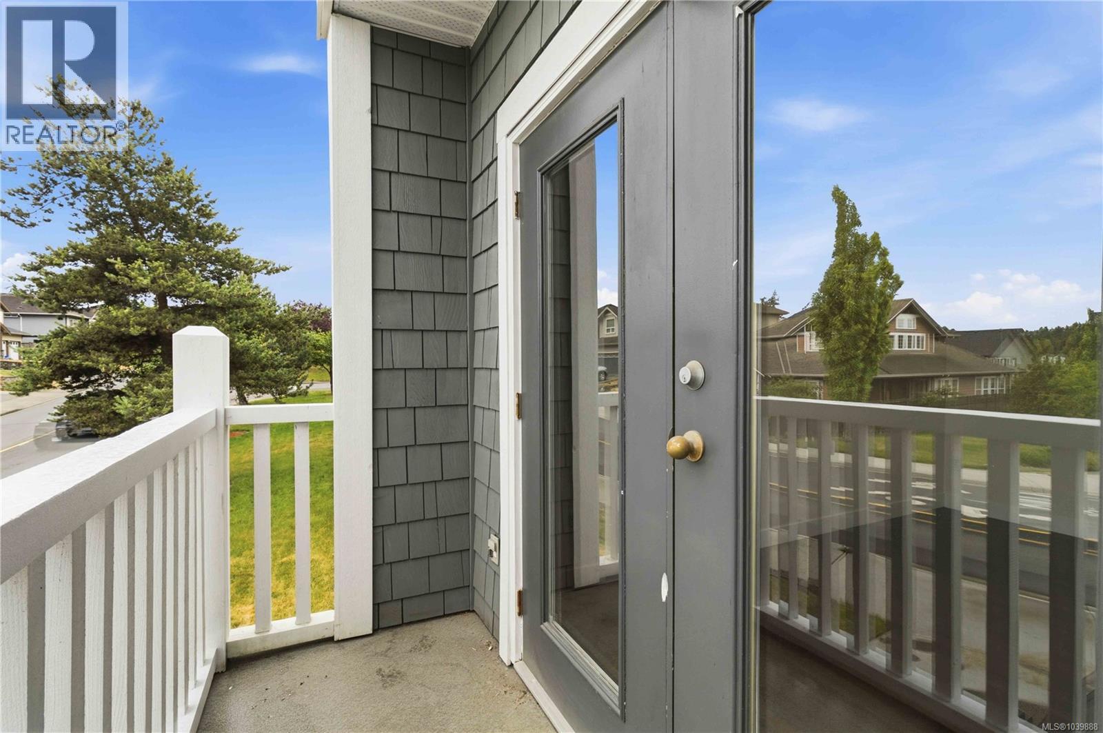  746 Bear Mountain Parkway, Langford
