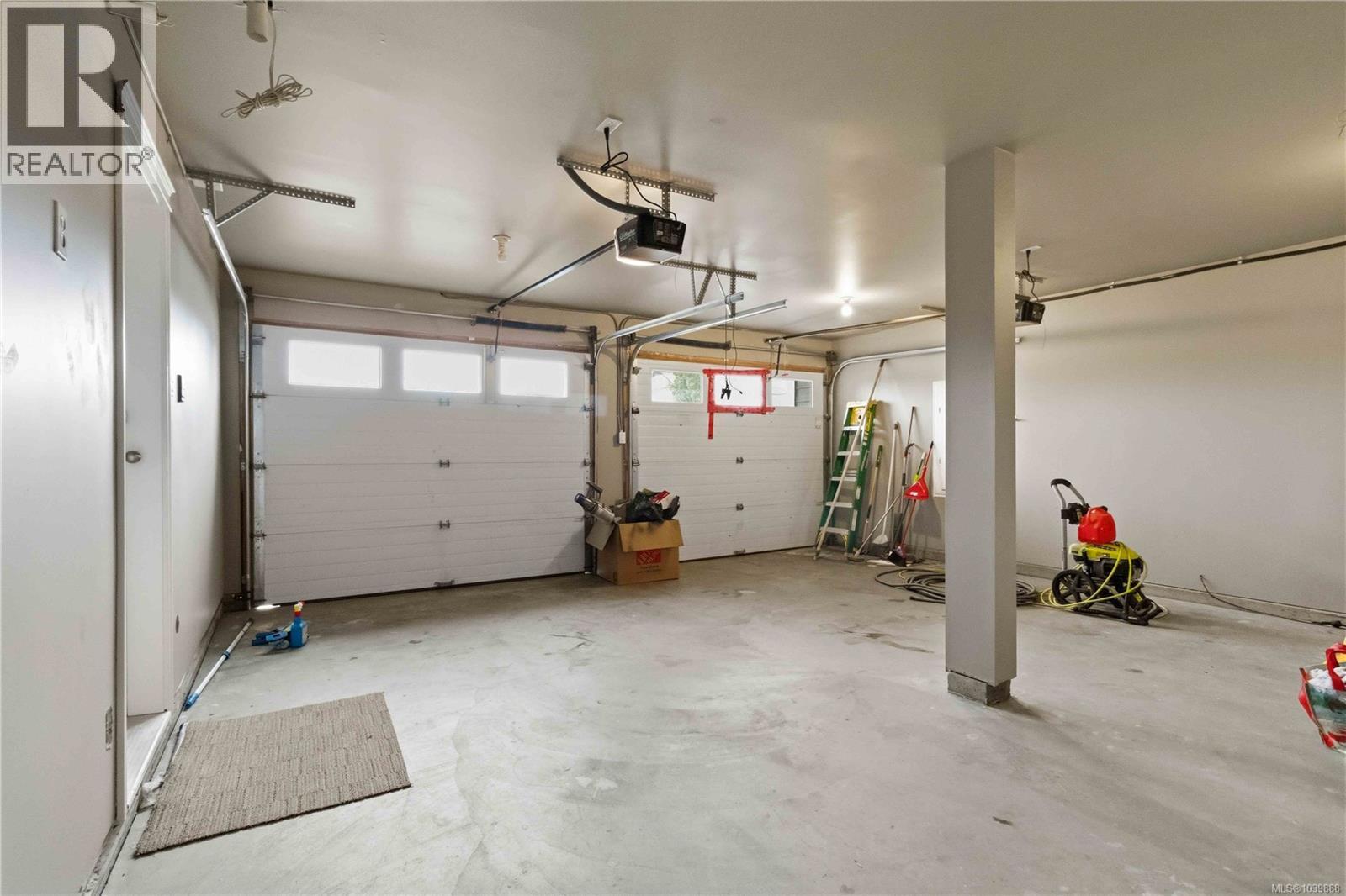 746 Bear Mountain Pkwy - 40