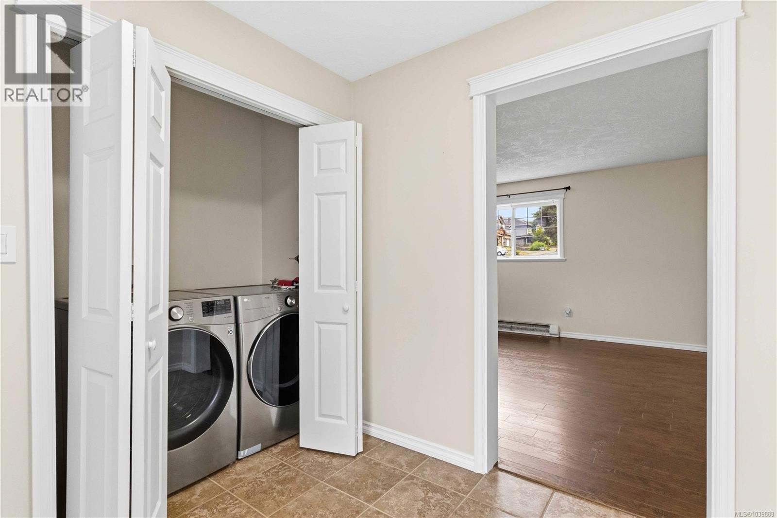 746 Bear Mountain Pkwy - 31