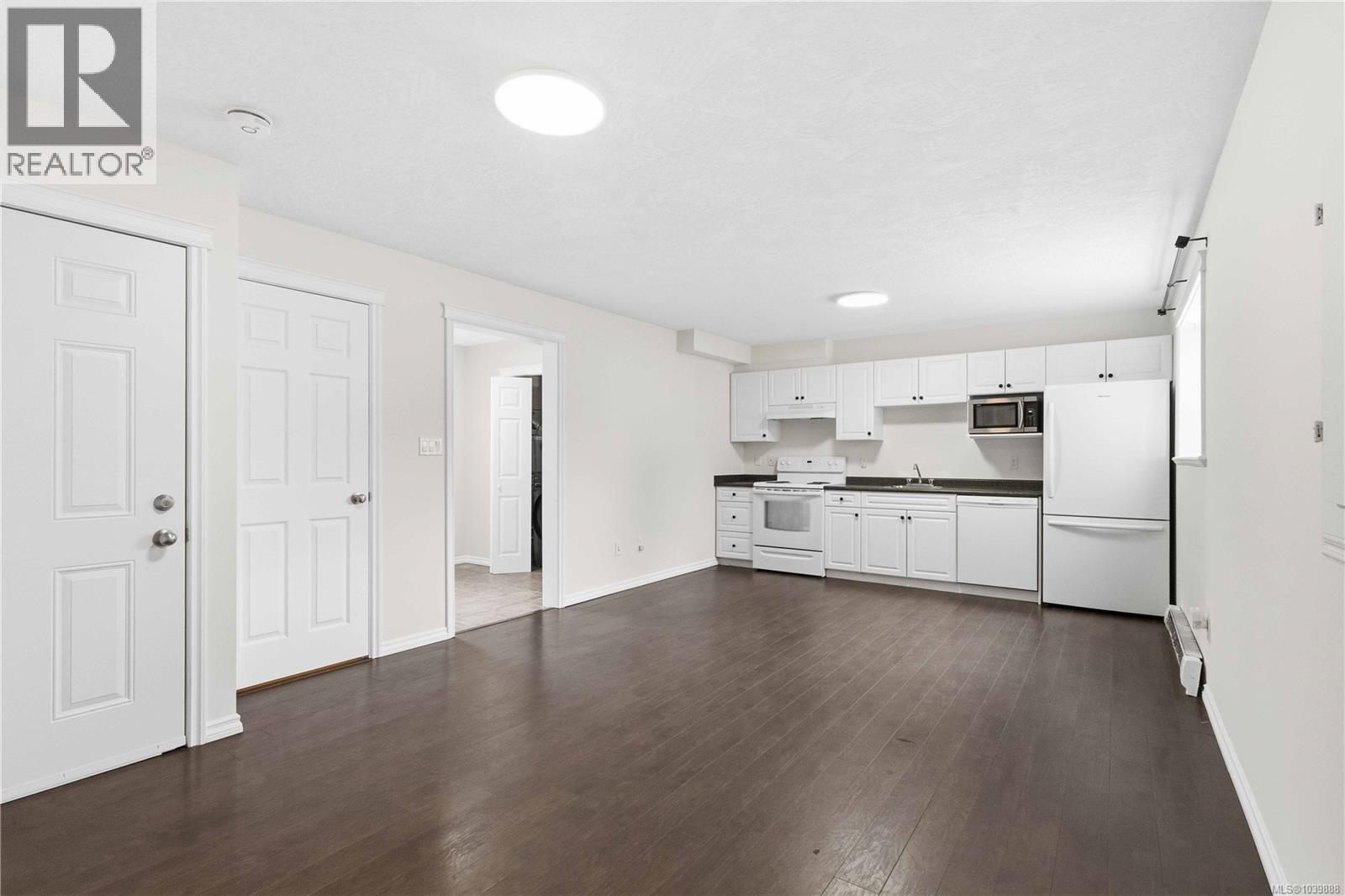 746 Bear Mountain Pkwy - 33