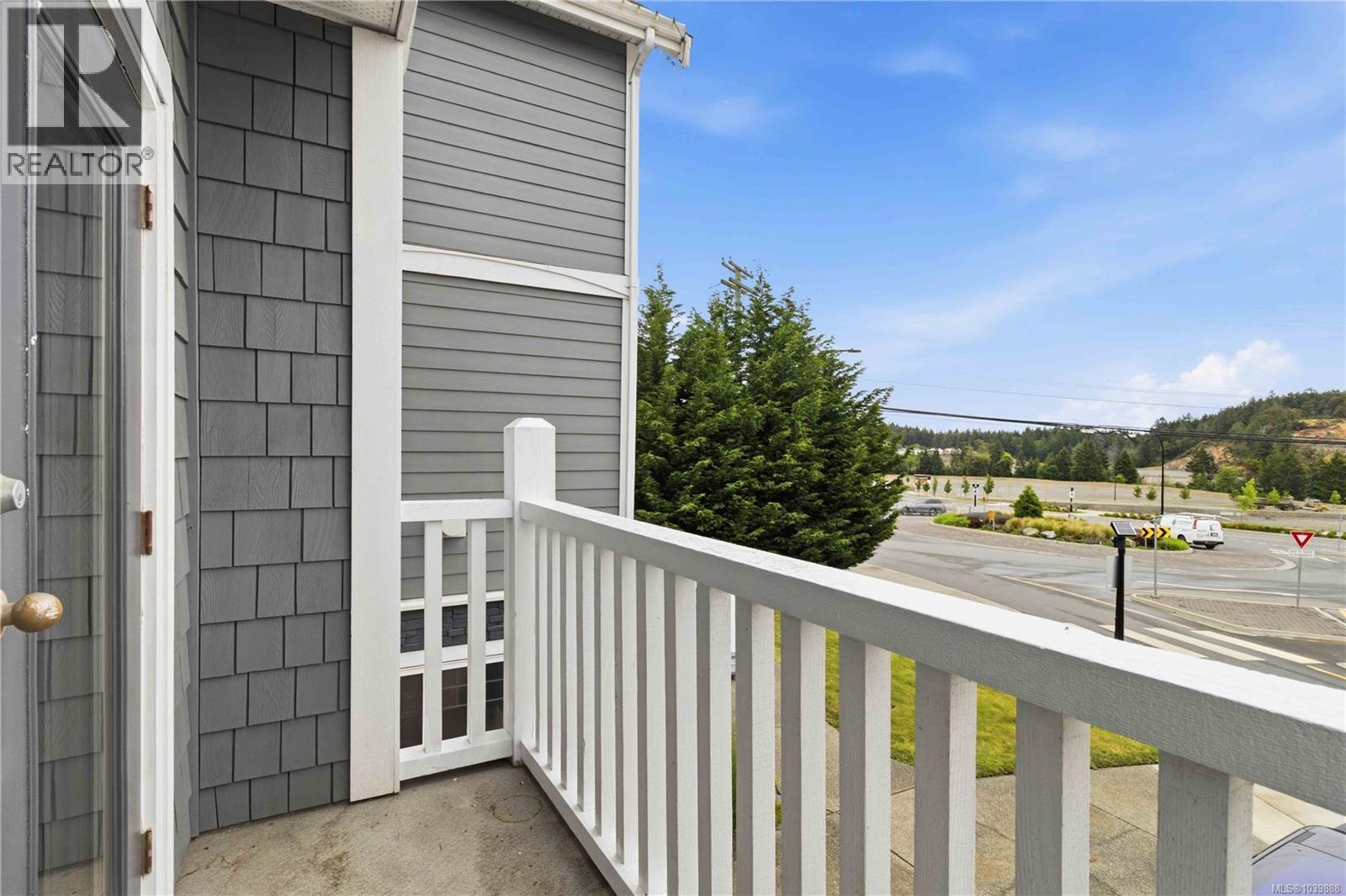  746 Bear Mountain Parkway, Langford