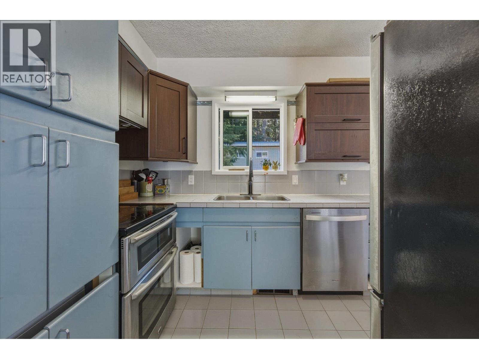 3106 TYROL CRESCENT, Whistler
