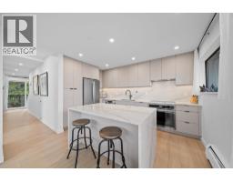 402 110 Seventh Street, New Westminster, BC V3M5W5 Photo 9