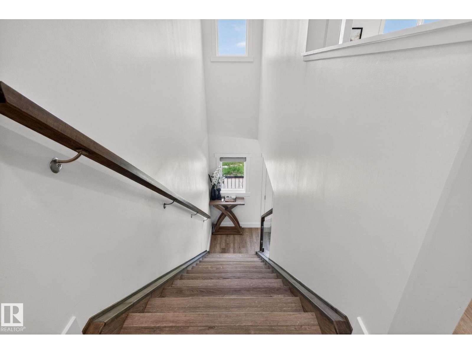 #16 9250 156 AV NW - 19