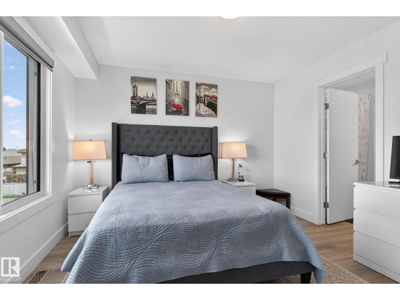 #16 9250 156 AV NW - 23