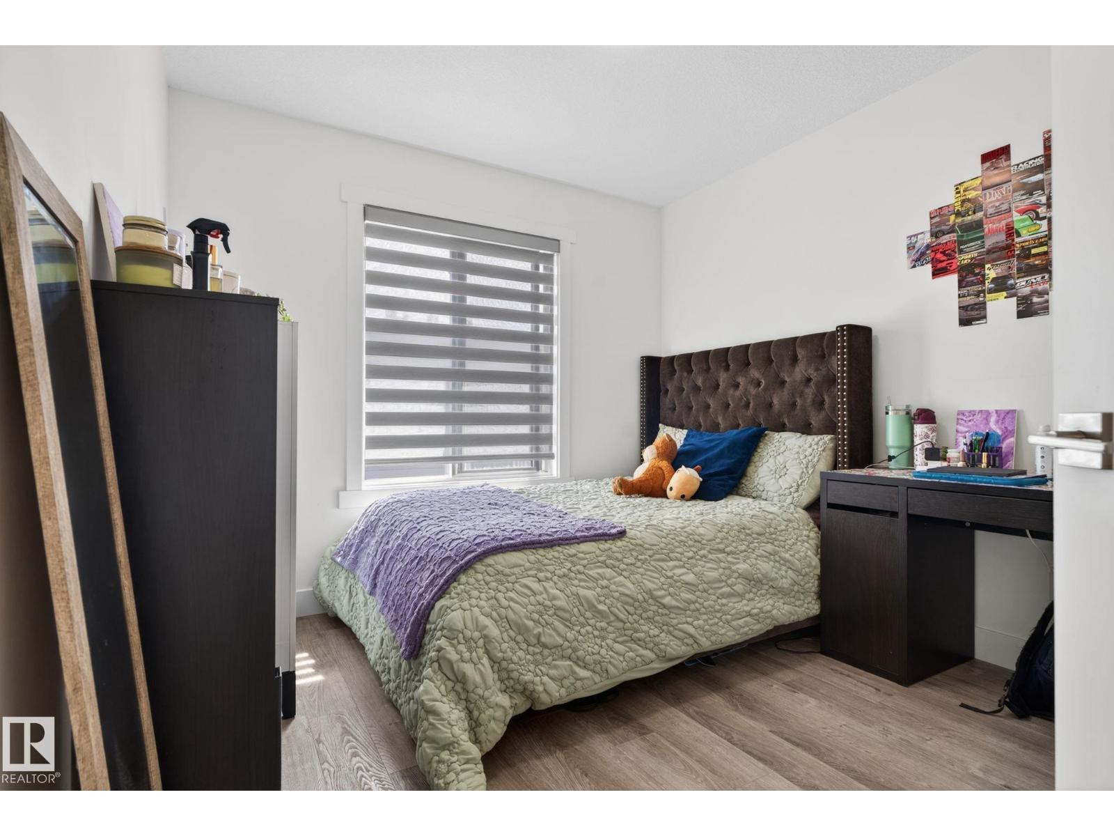 #16 9250 156 AV NW - 27