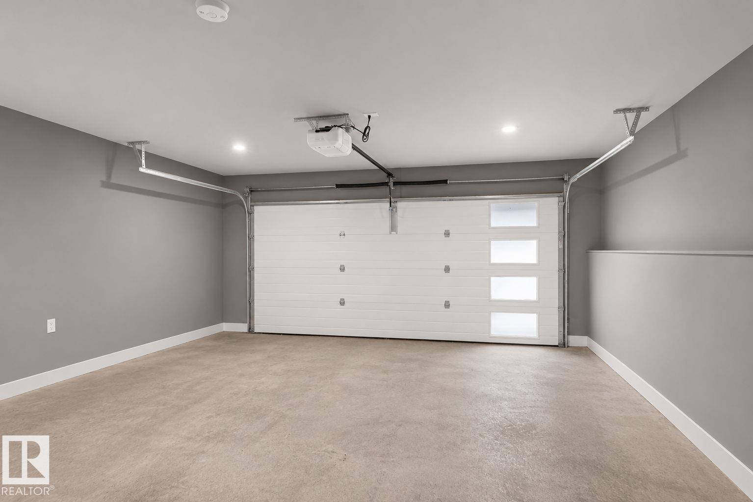 #16 9250 156 AV NW - 41