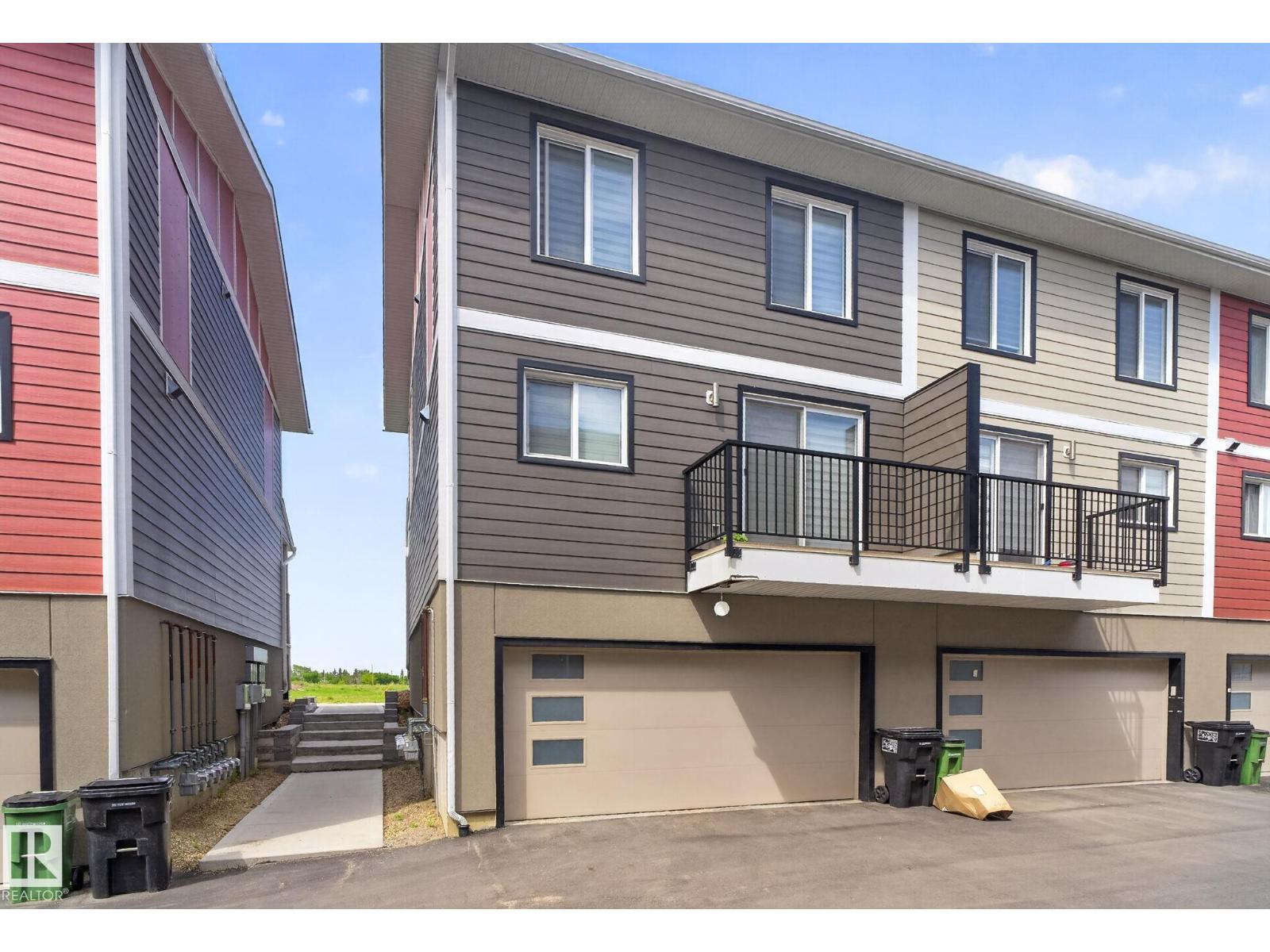 #16 9250 156 AV NW - 44