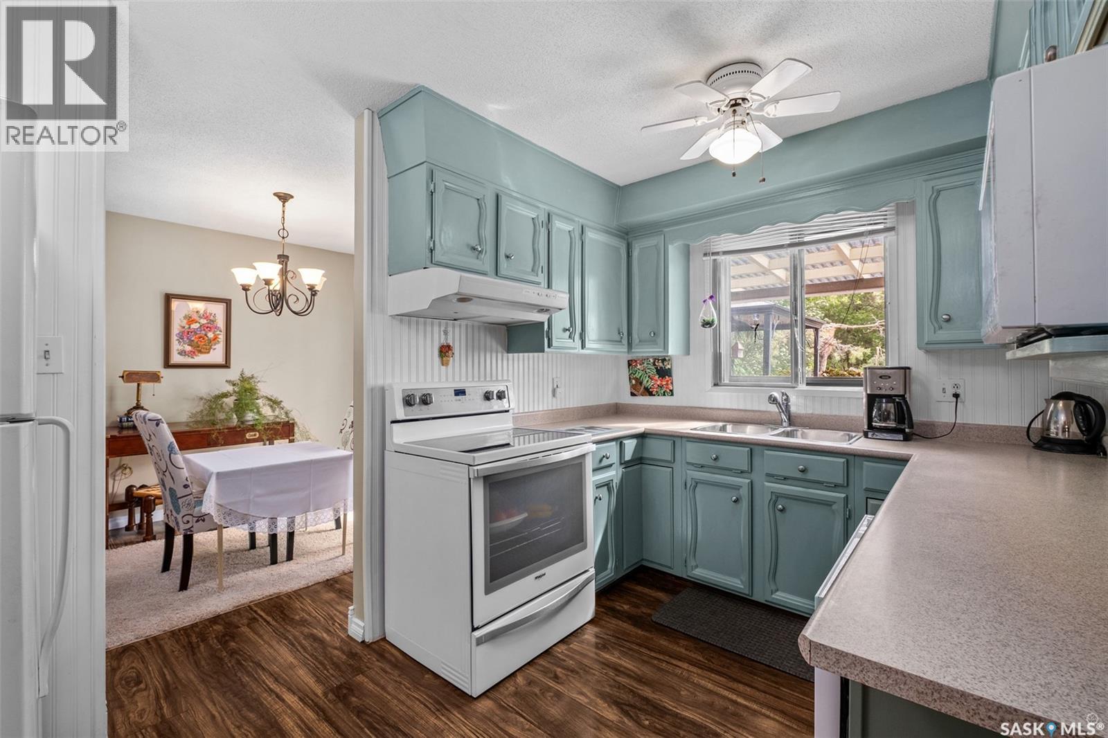 2834 Dunn DRIVE — photo 11