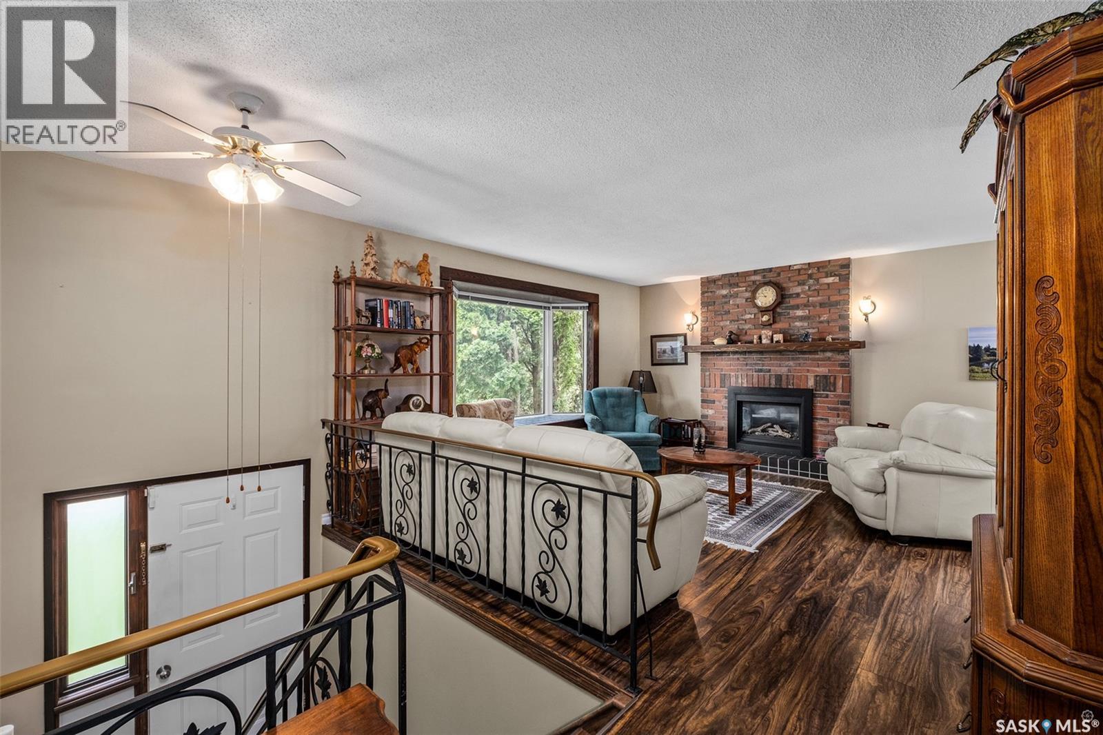 2834 Dunn DRIVE - photo 2