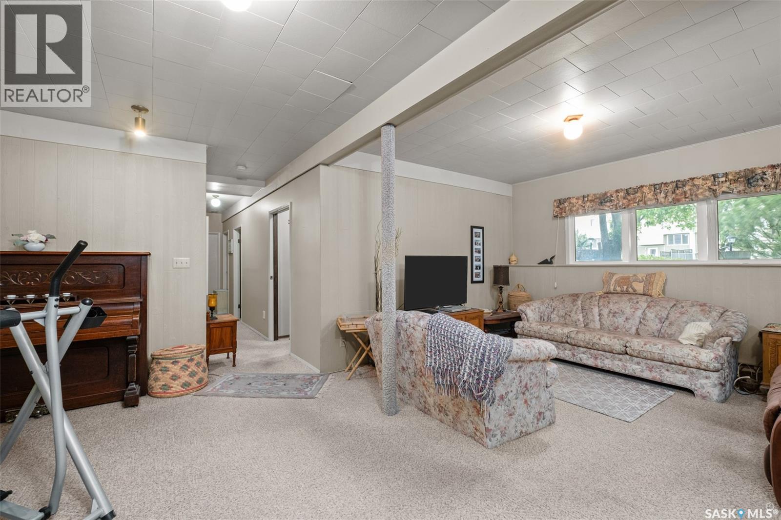 2834 Dunn DRIVE — photo 22