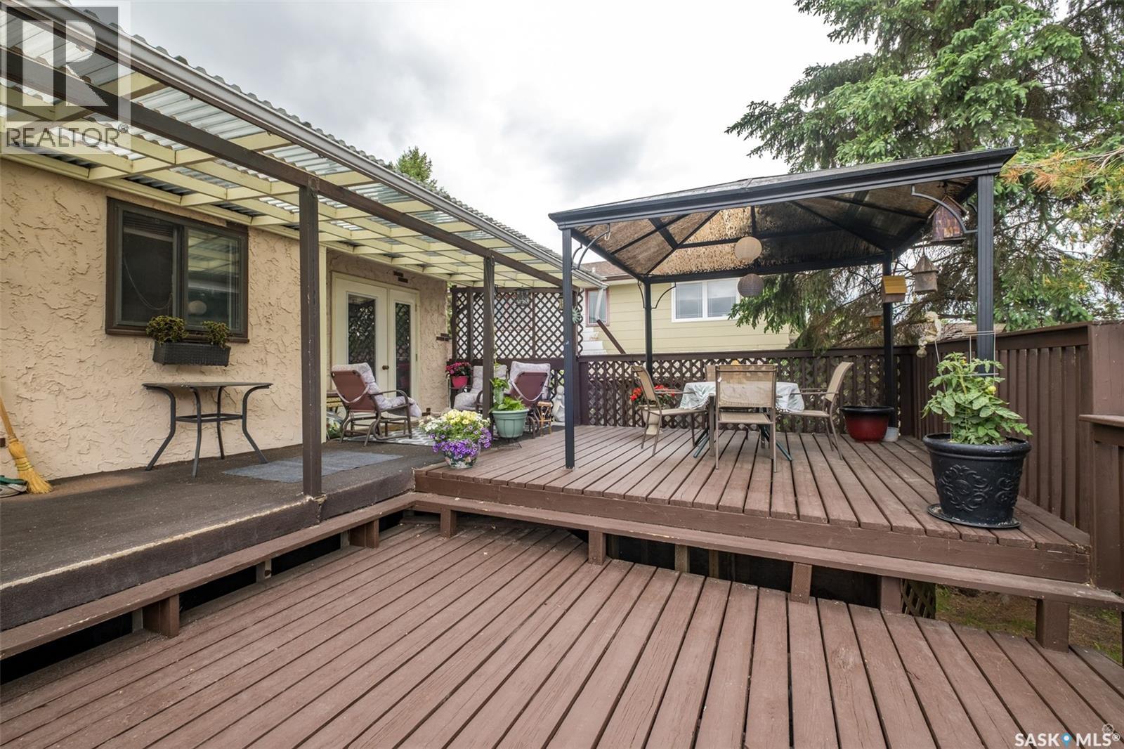 2834 Dunn DRIVE — photo 30