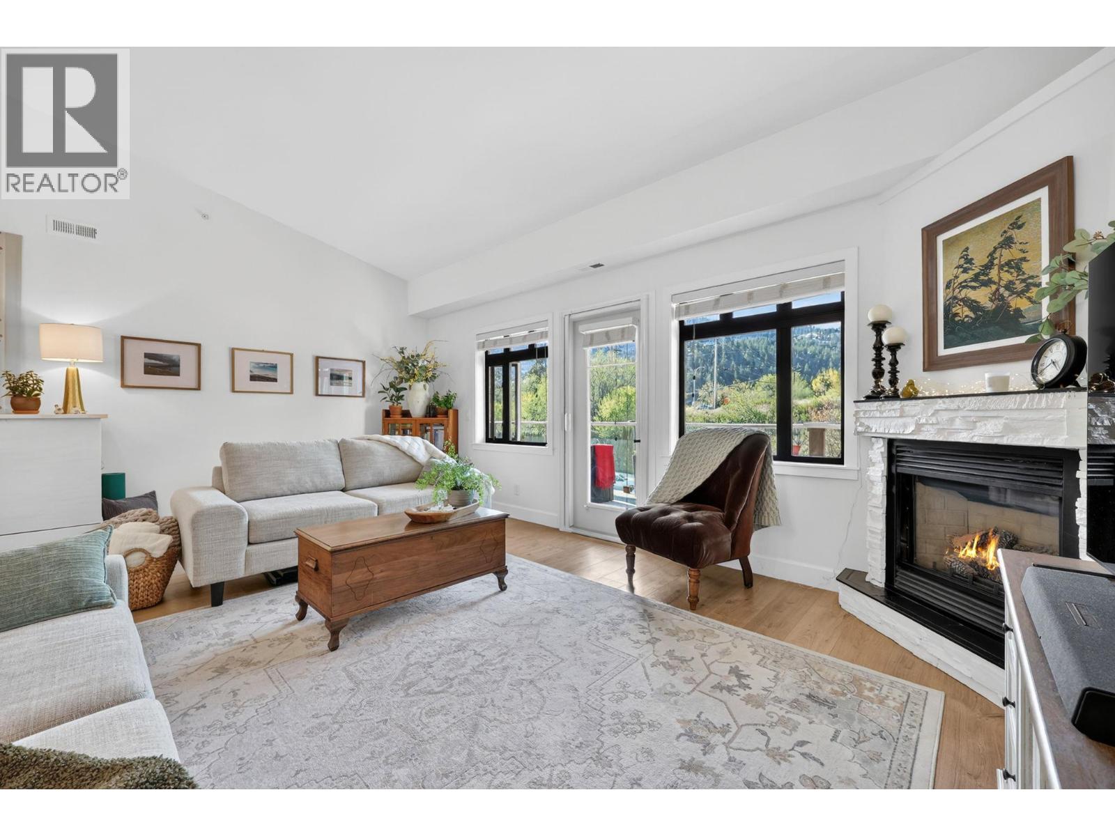 #301 3996 Beach Avenue Lot# 29 - 8