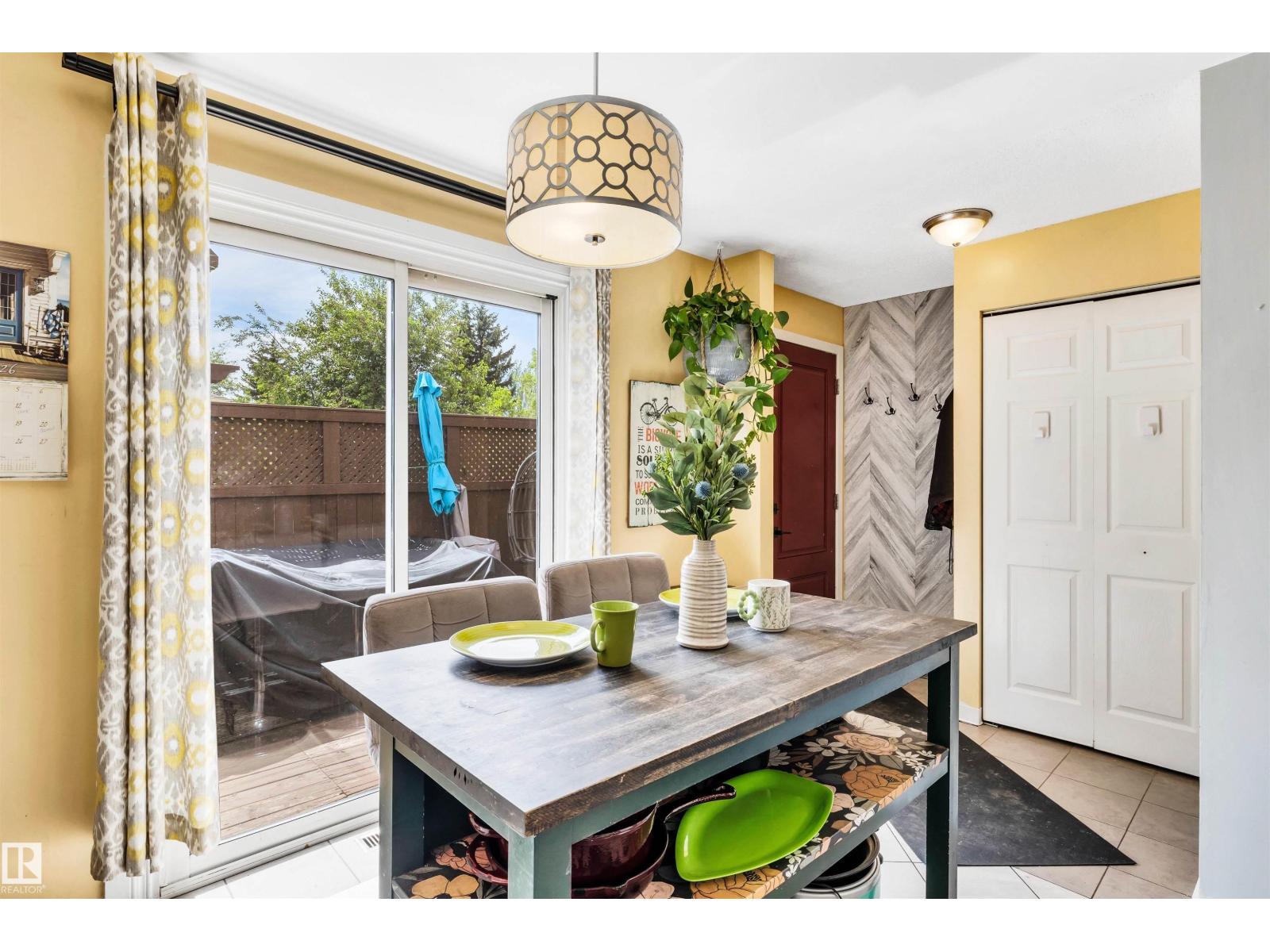 4551 33A AV NW — photo 16