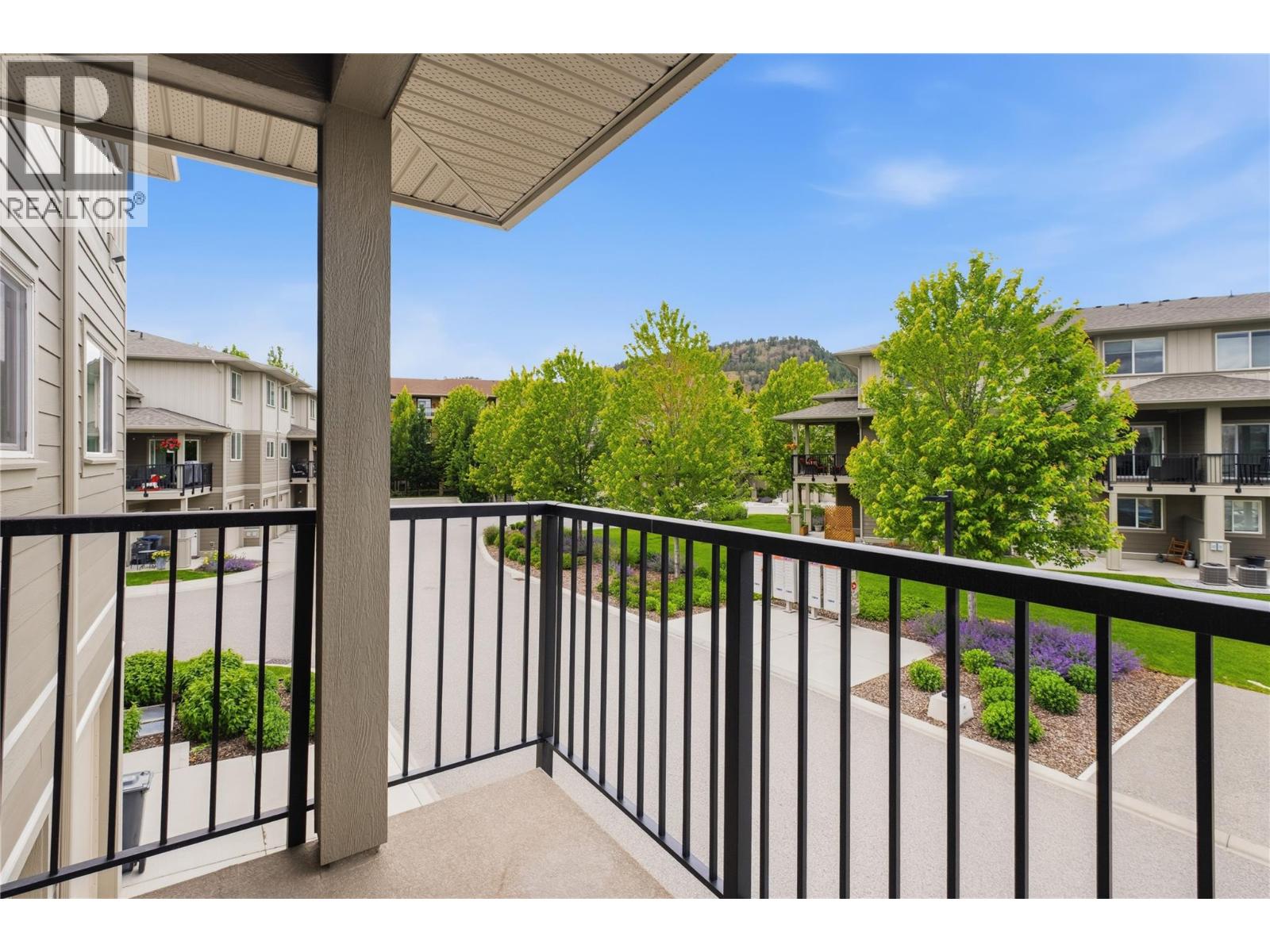 #8 300 Drysdale Boulevard - 11