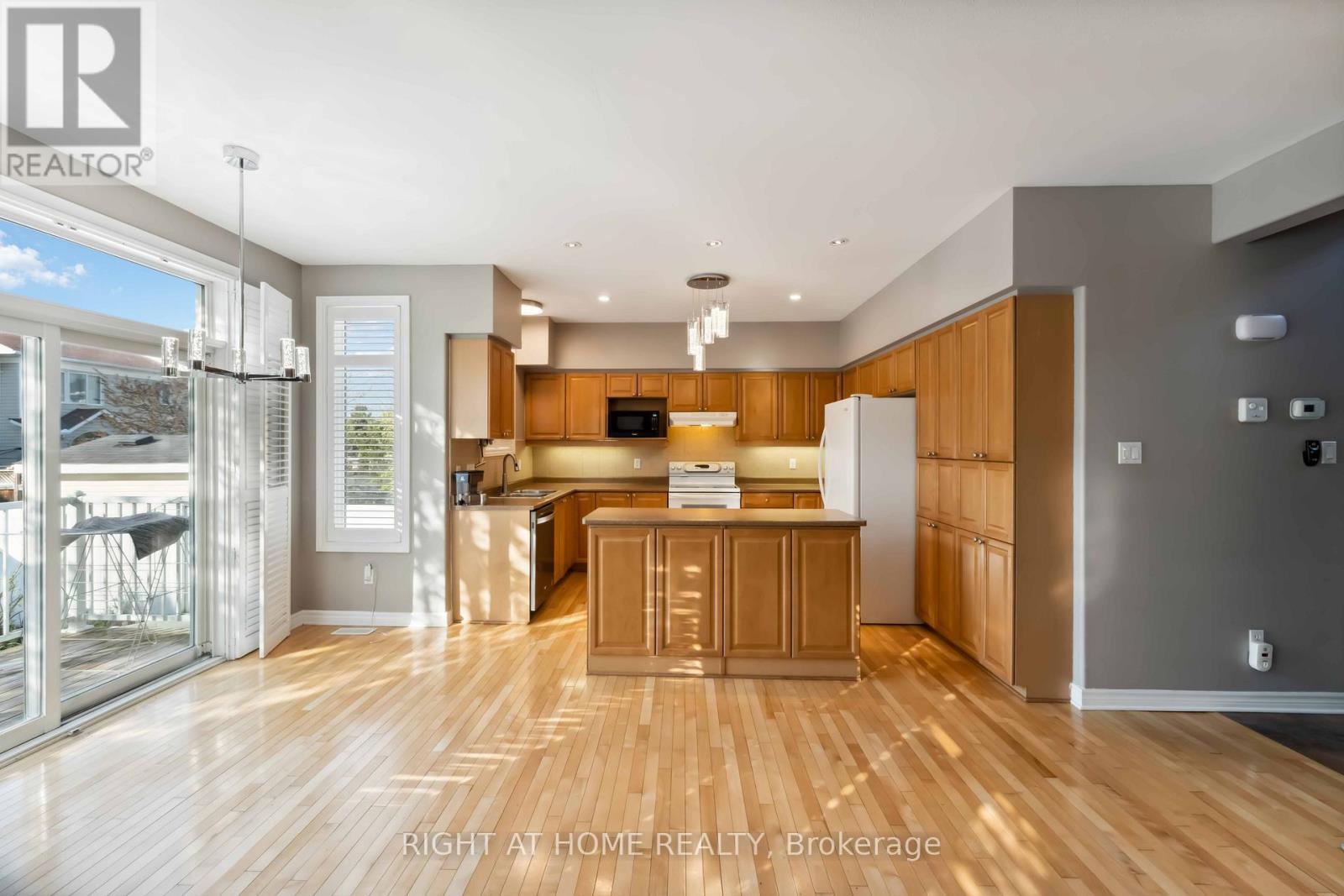 5 Bed, 4 Bath House for Rent in Ottawa – 115 WOLISTON CRESCENT, Ottawa – MLS# X13429178 - Image 25