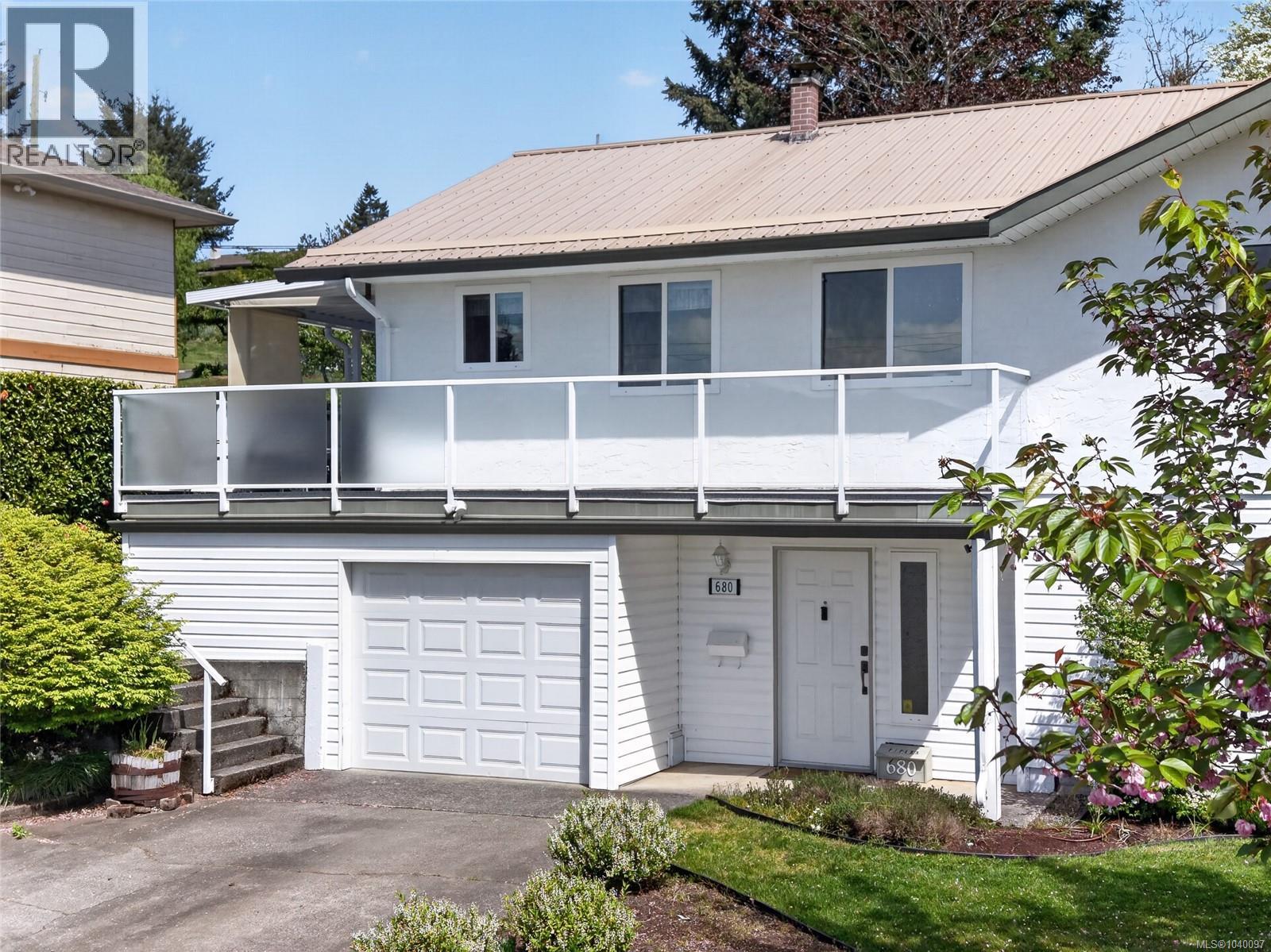 680 View Ave - 47