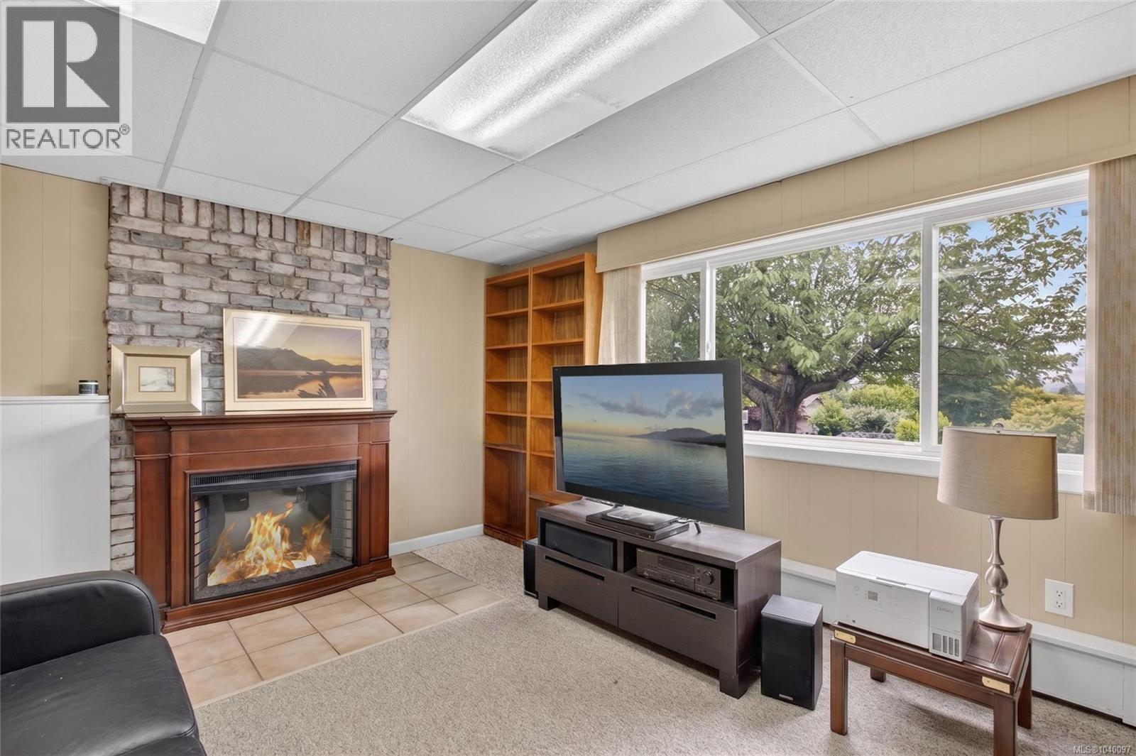 680 View Ave - 14
