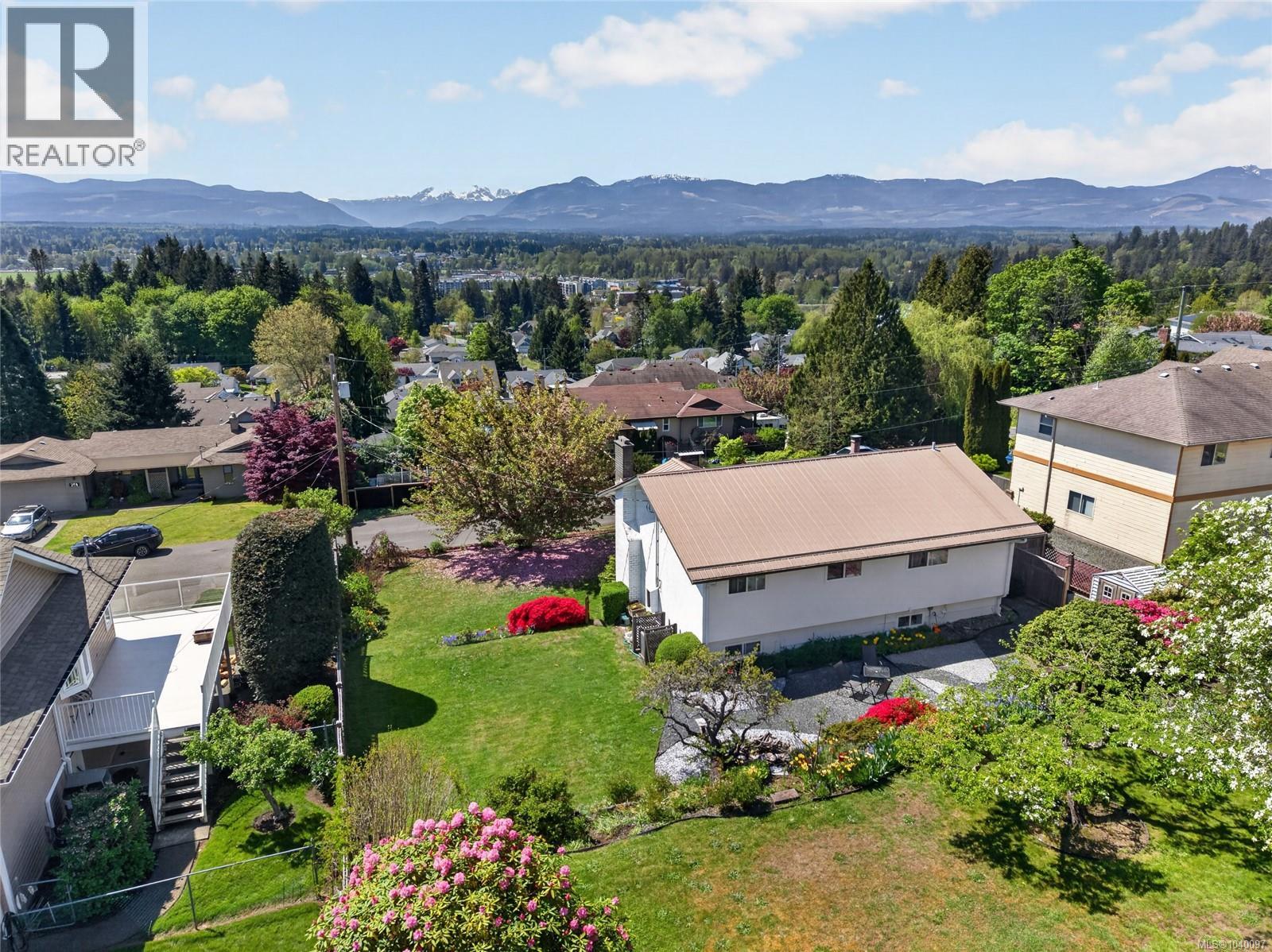 680 View Ave - 37