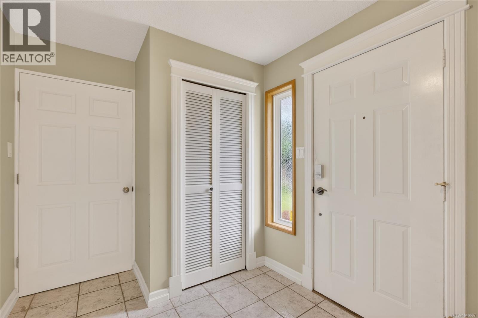 680 View Ave - 20