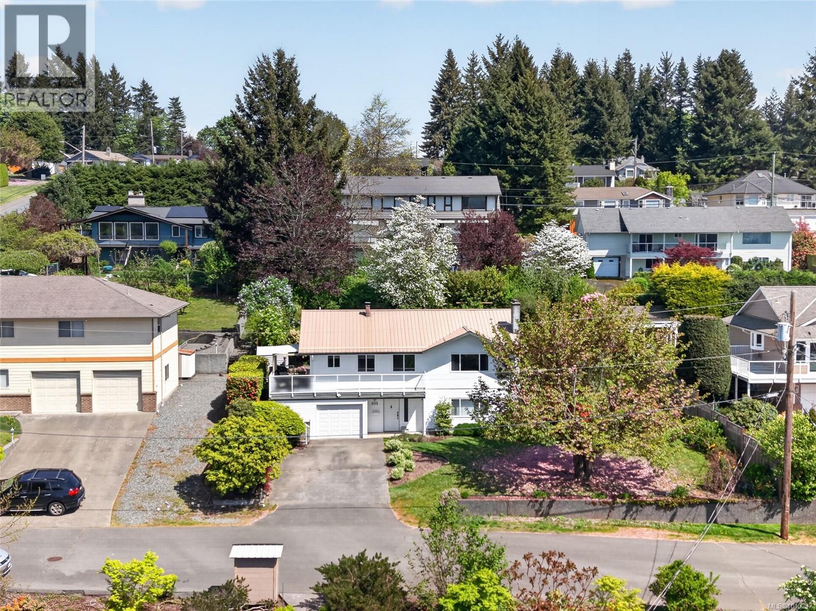680 View Ave - 40