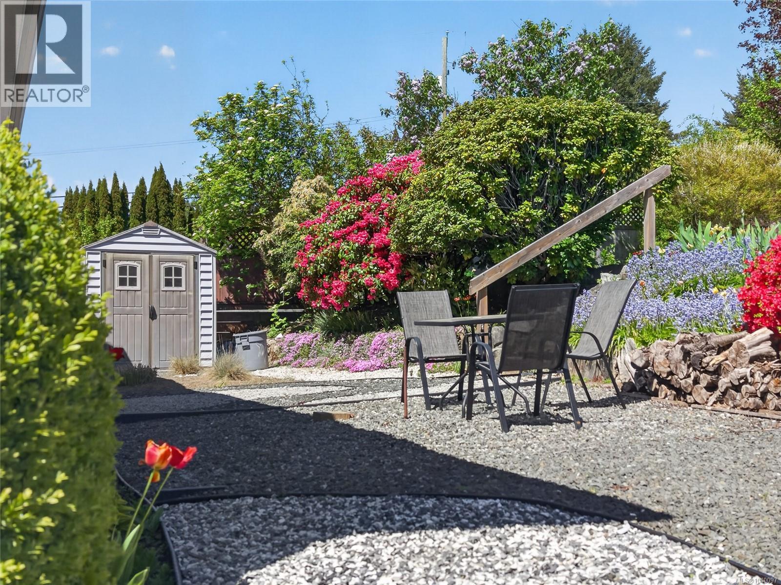 680 View Ave - 72