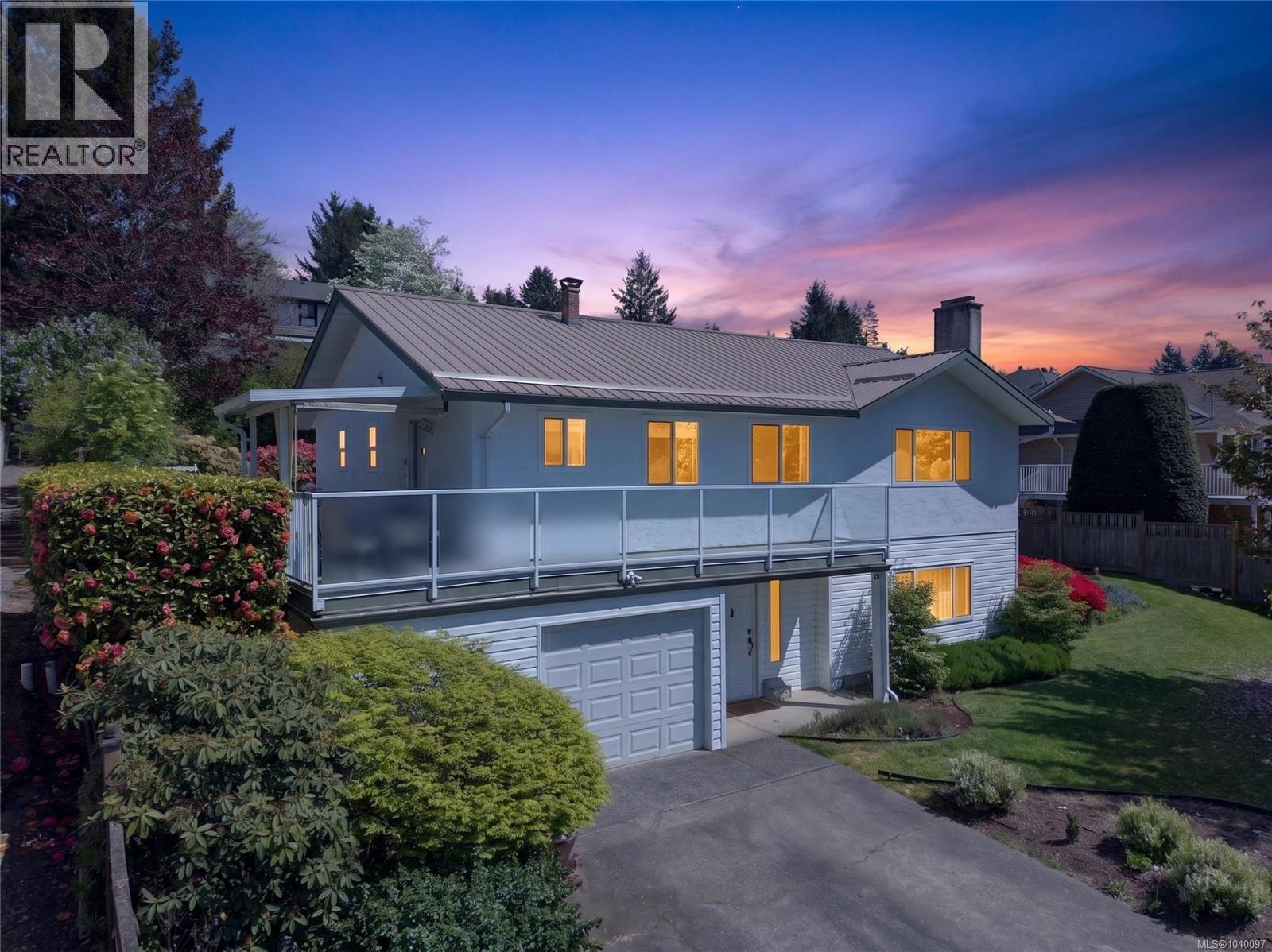 680 View Ave - 74