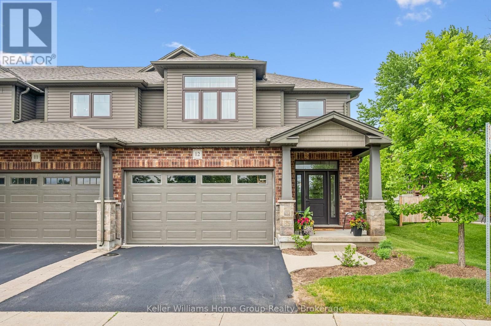 #12 254 GOSLING GARDENS - 1
