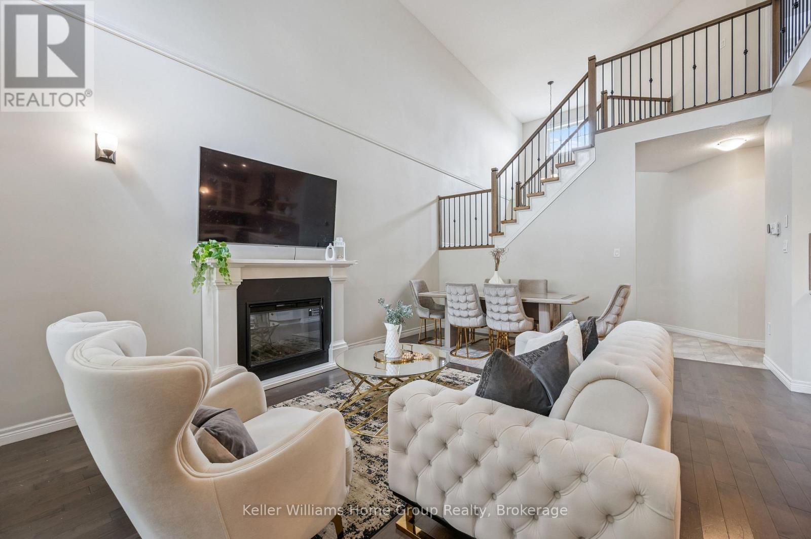#12 254 GOSLING GARDENS - 6