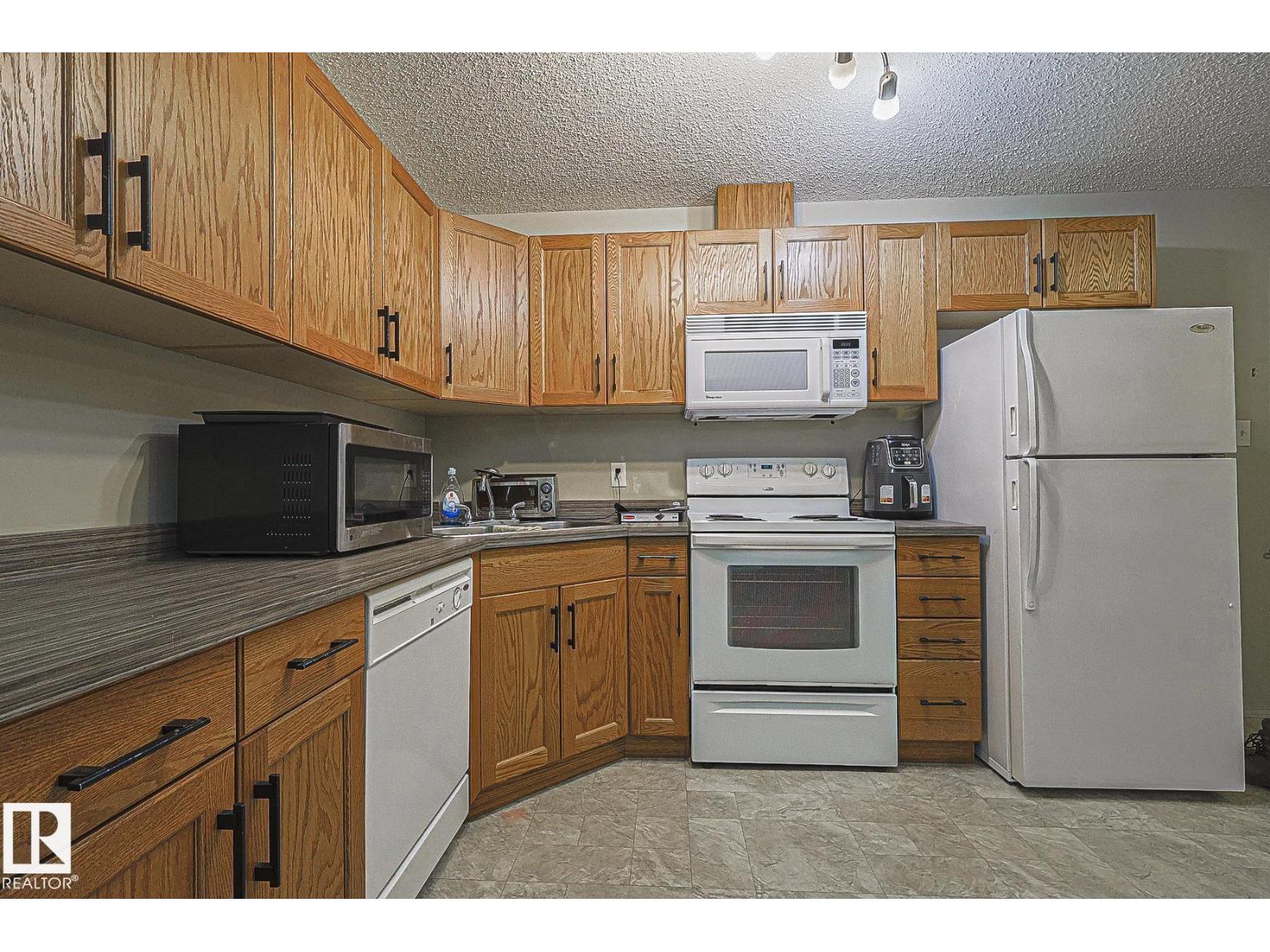 #119 309 CLAREVIEW STATION DR NW - photo 3