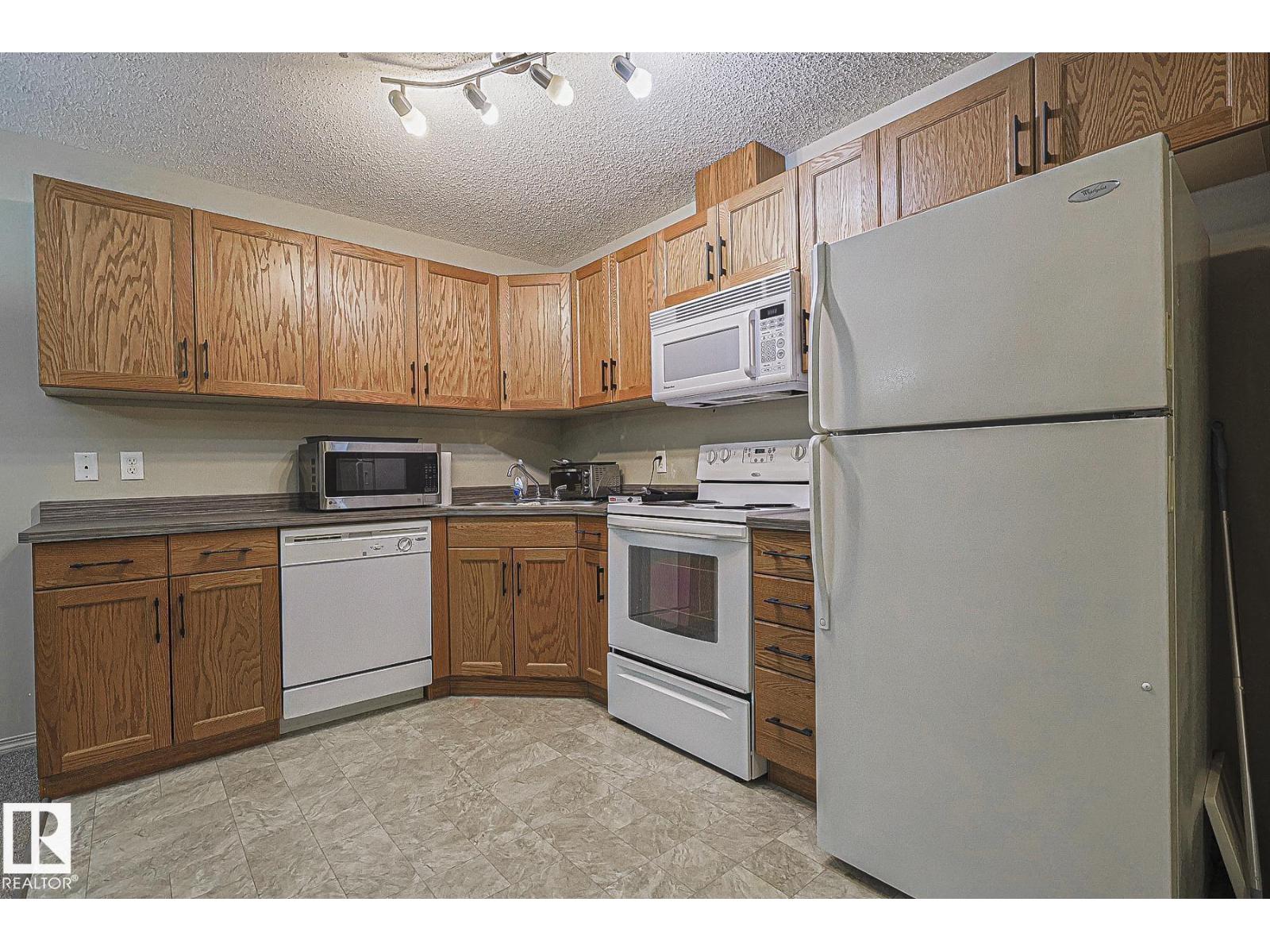 #119 309 CLAREVIEW STATION DR NW - photo 4