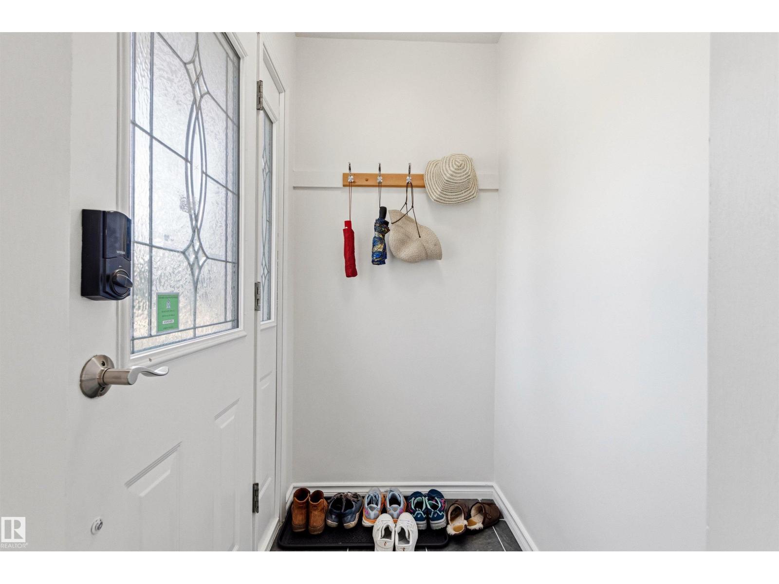 8708 89 AV NW - photo 2