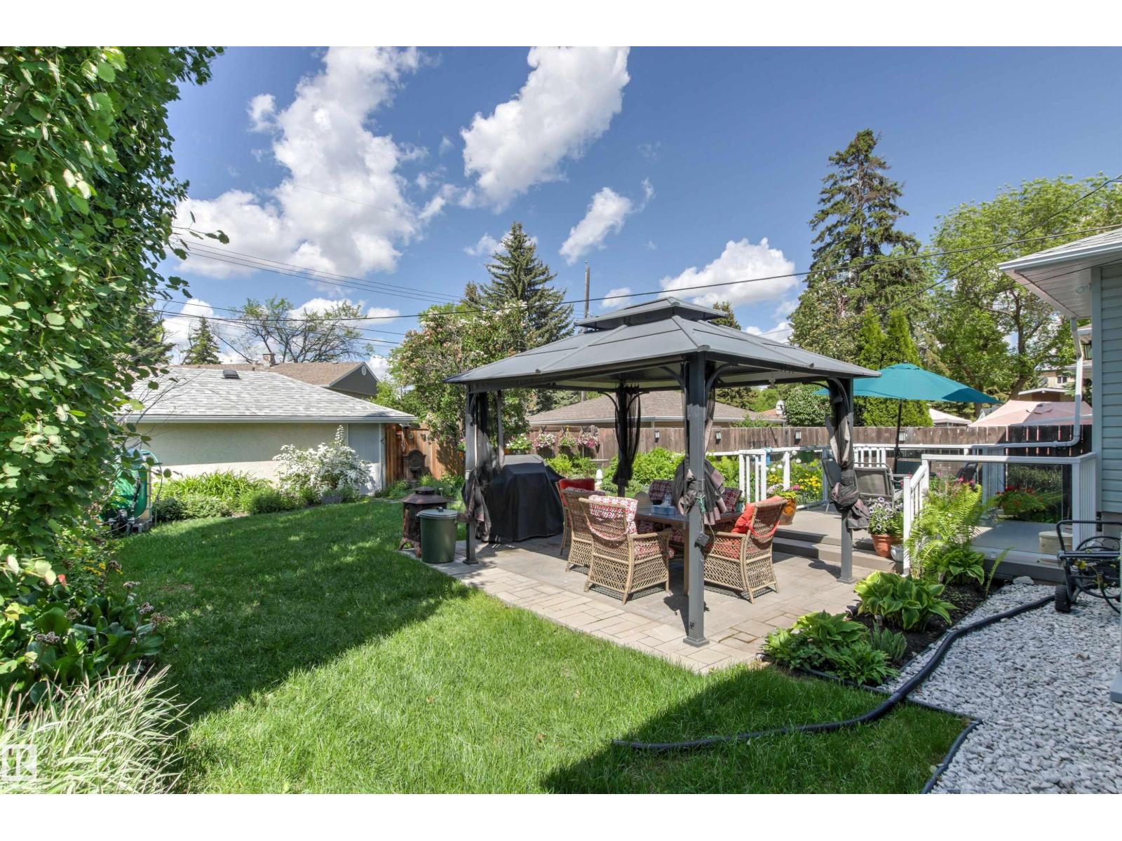 8708 89 AV NW — photo 44