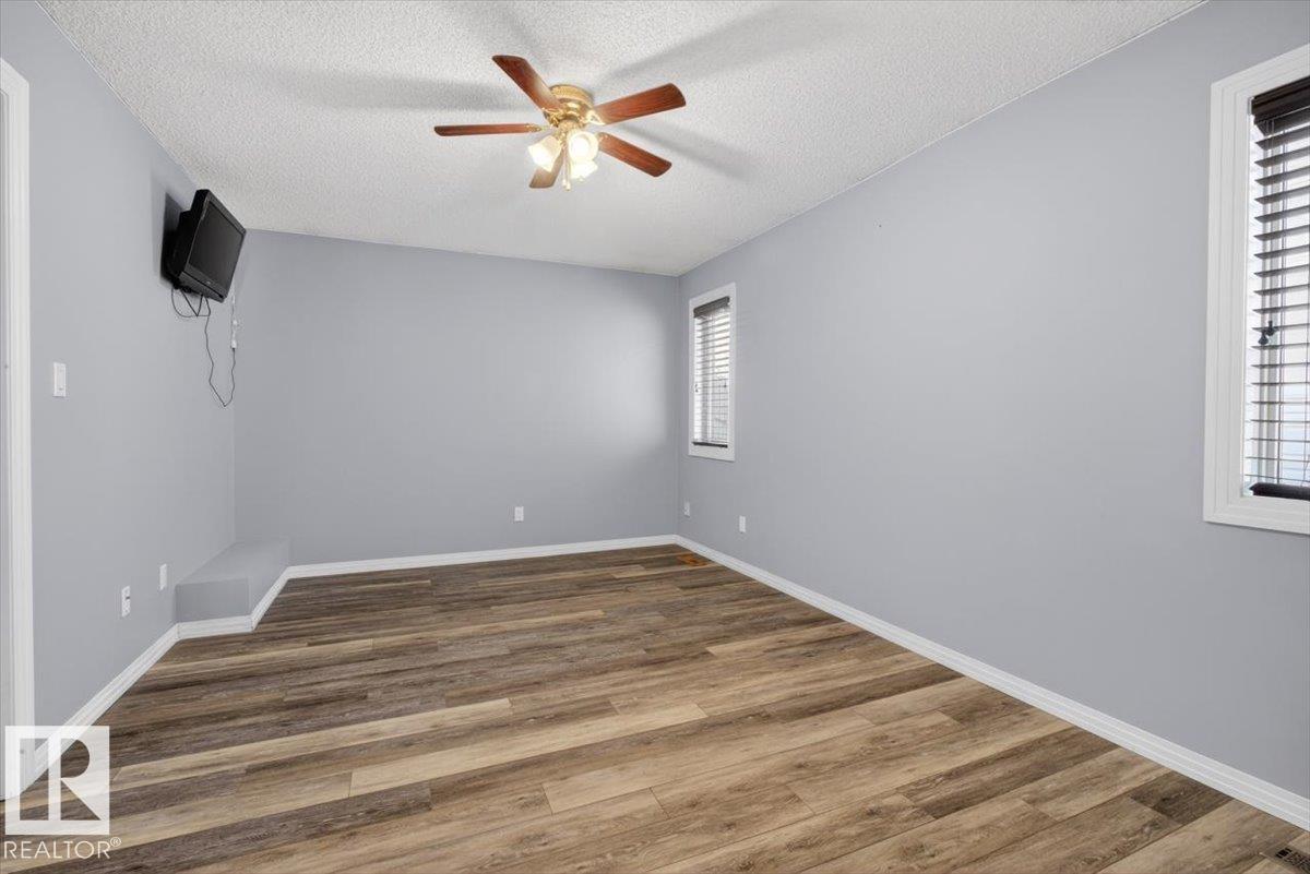 946 JORDAN CR NW — photo 34