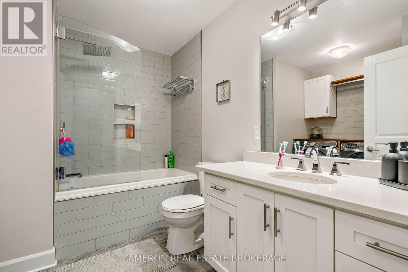 2207 HERON COURT - 16
