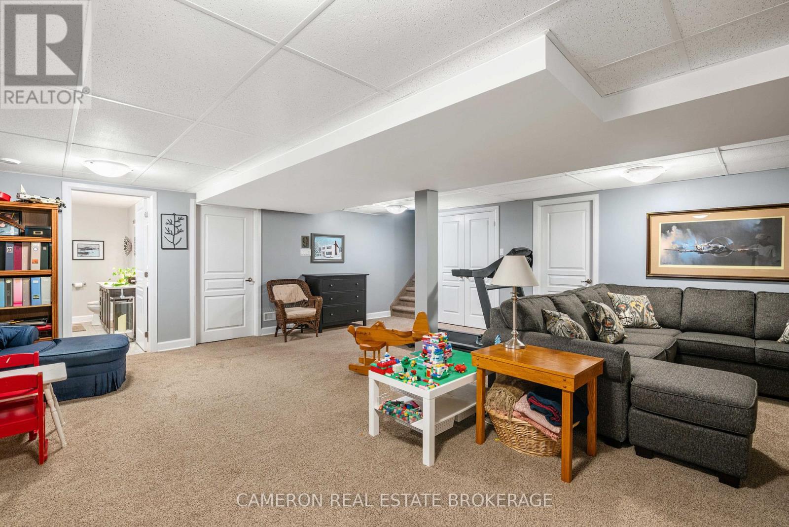 2207 HERON COURT - 18