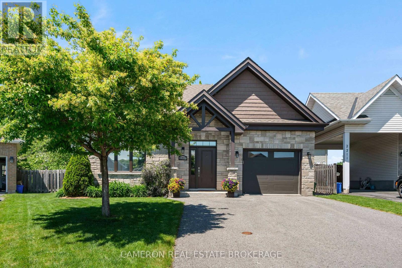 2207 HERON COURT - 2