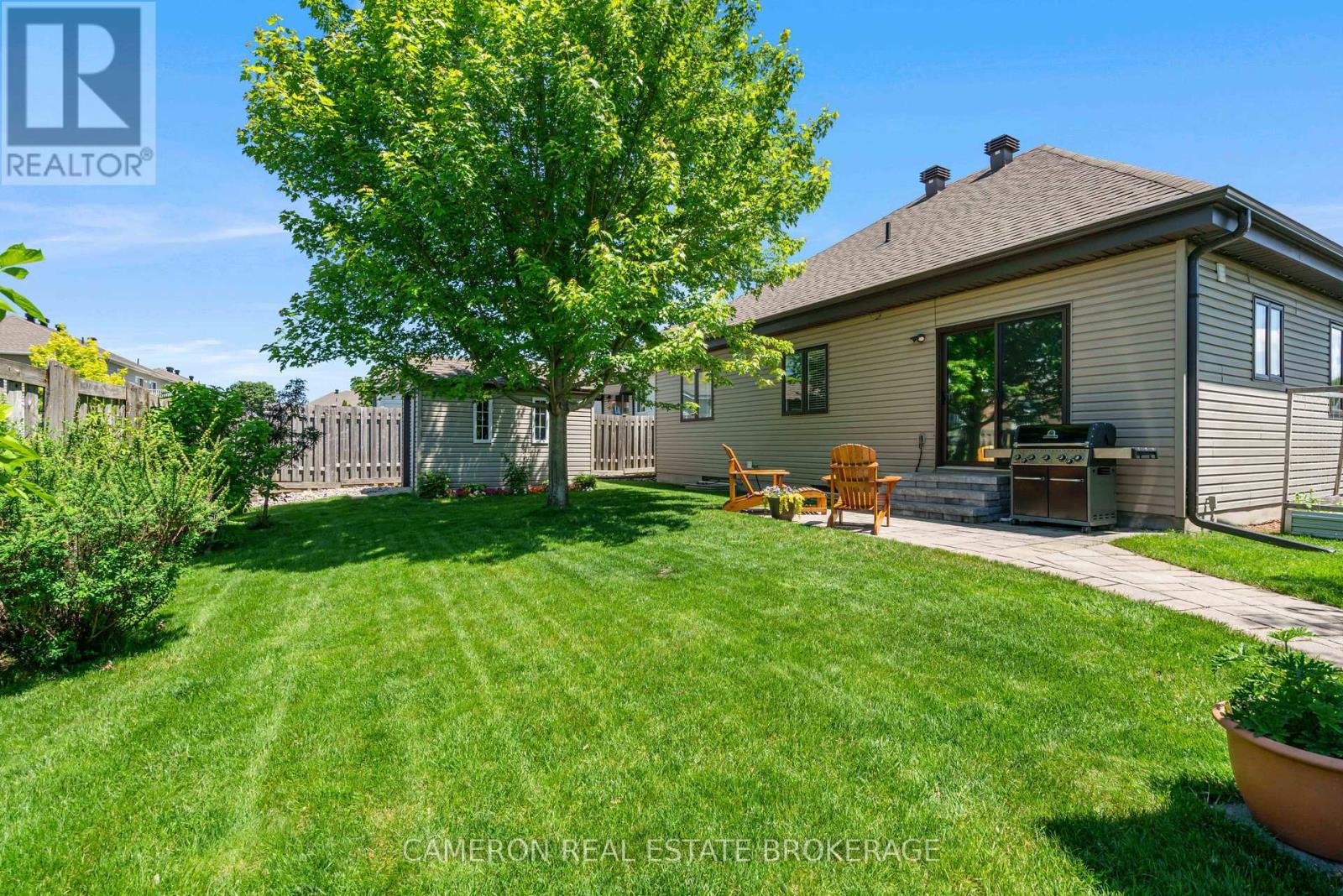 2207 HERON COURT - 22