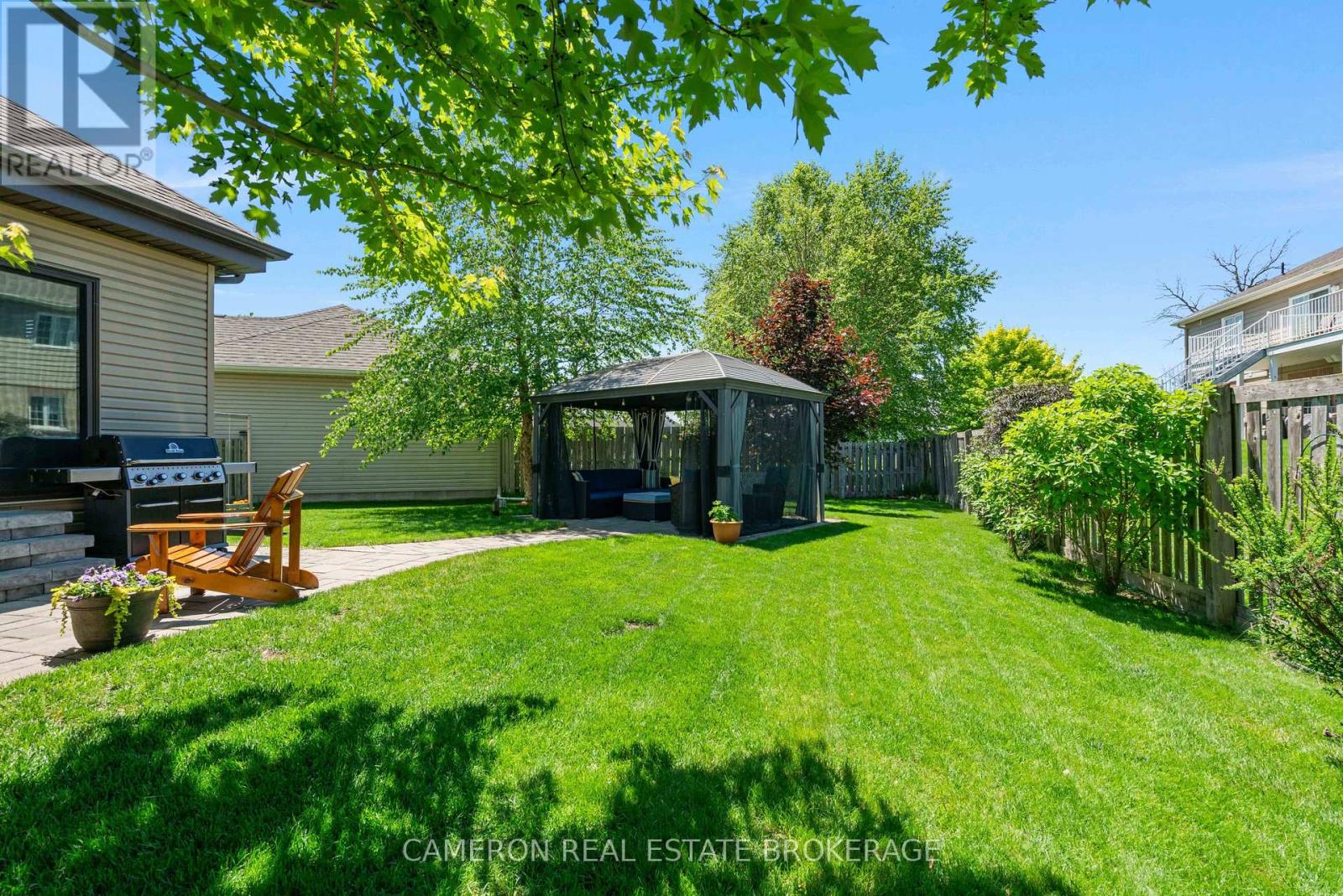 2207 HERON COURT - 23