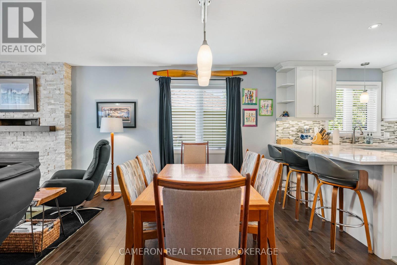 2207 HERON COURT - 9