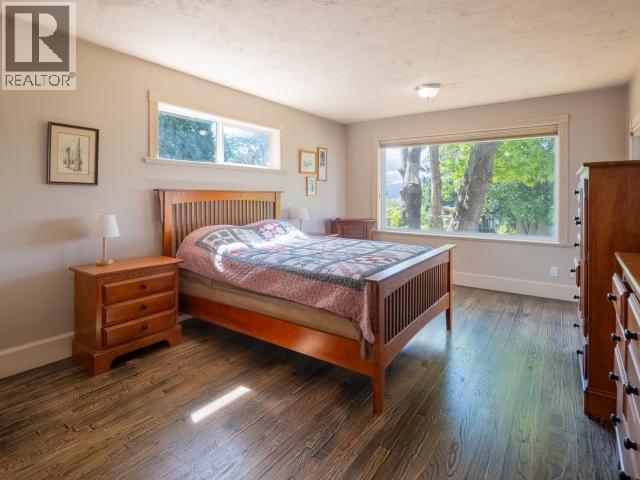 9904 VIEW ROAD - 13