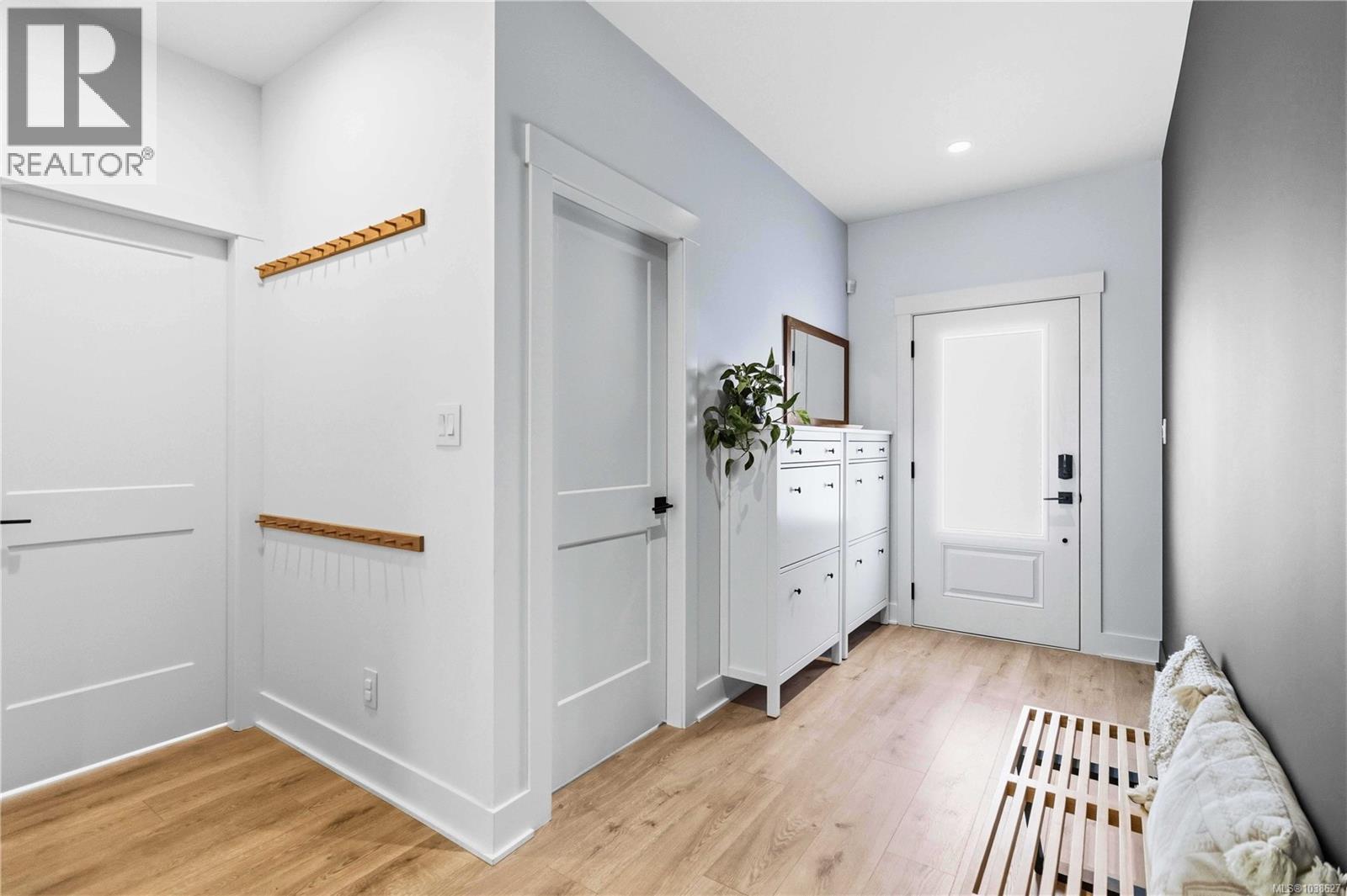 3567 Grenadier Rd - 19