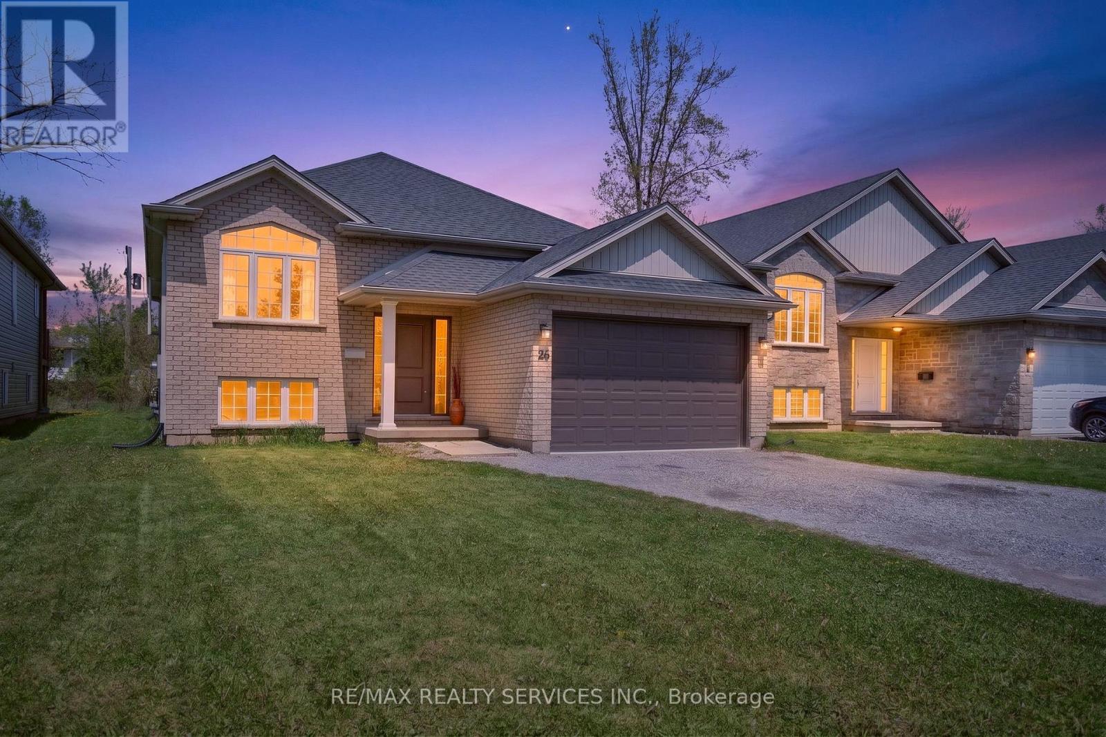 26 TRENT AVENUE - 2