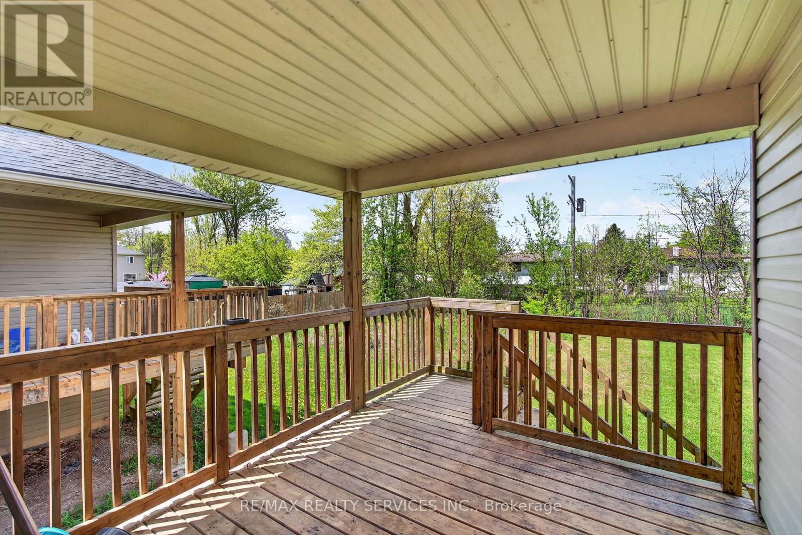 26 TRENT AVENUE - 28